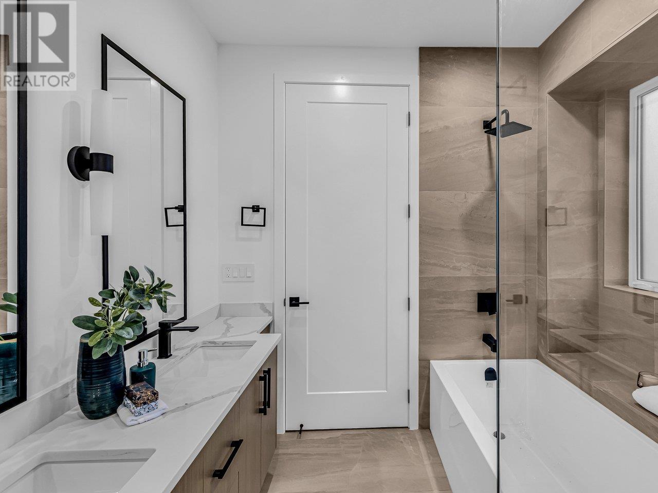 5094 Walden Street, Vancouver, British Columbia  V5W 2V7 - Photo 19 - R2827992