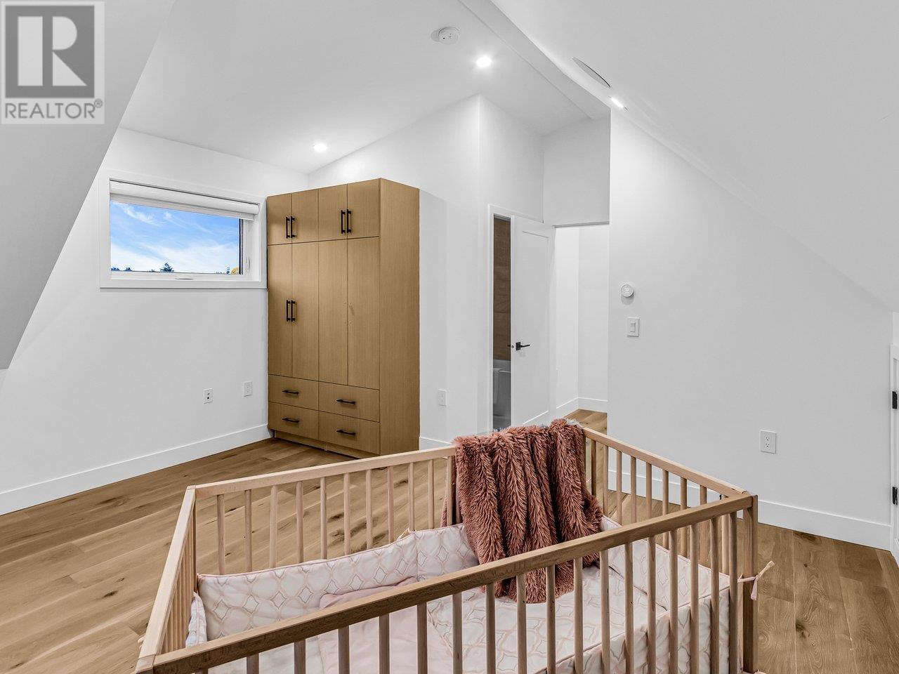 5094 Walden Street, Vancouver, British Columbia  V5W 2V7 - Photo 21 - R2827992