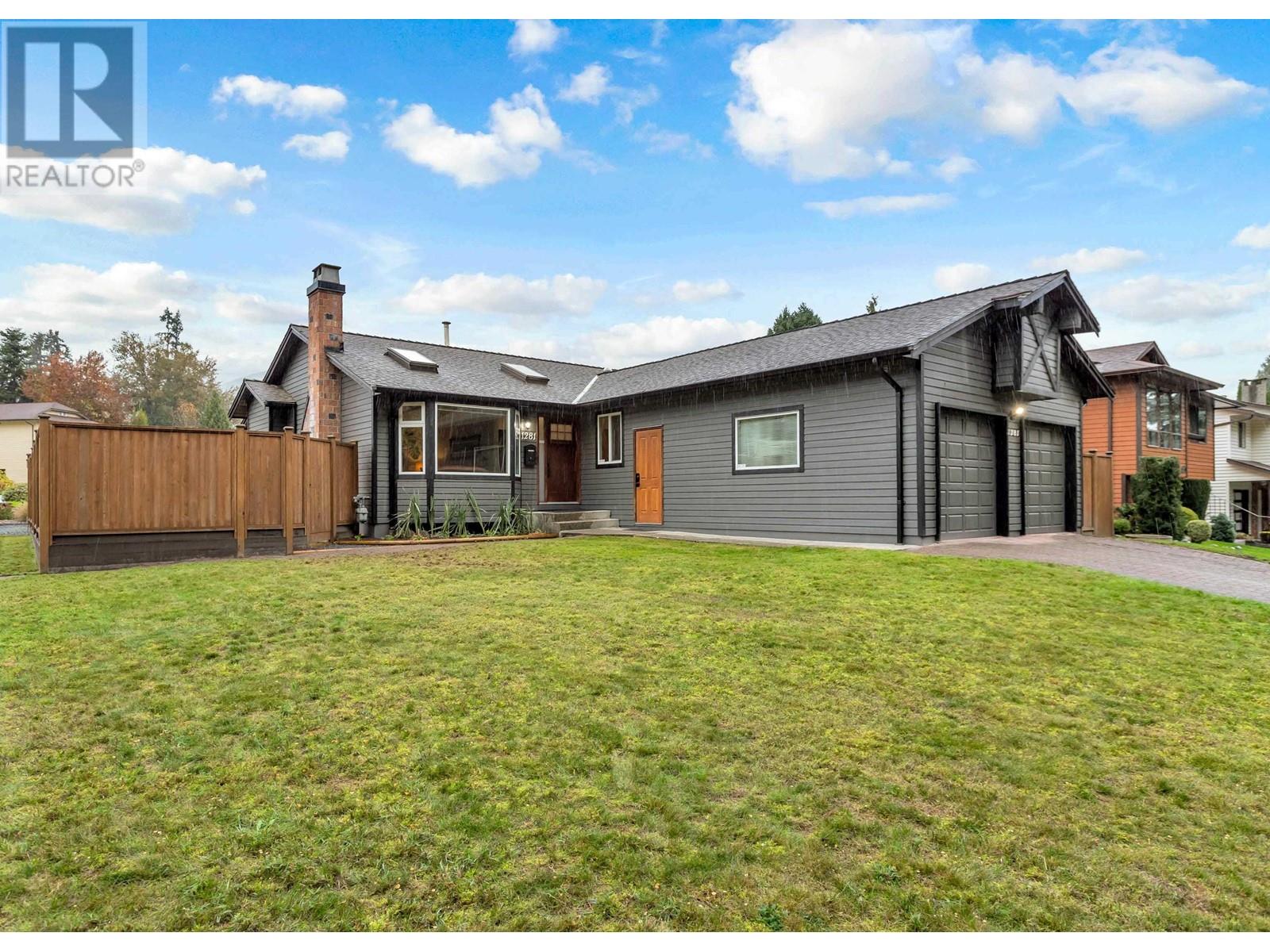 1281 Lynwood Avenue, Port Coquitlam, British Columbia  V3B 6H1 - Photo 2 - R2827947