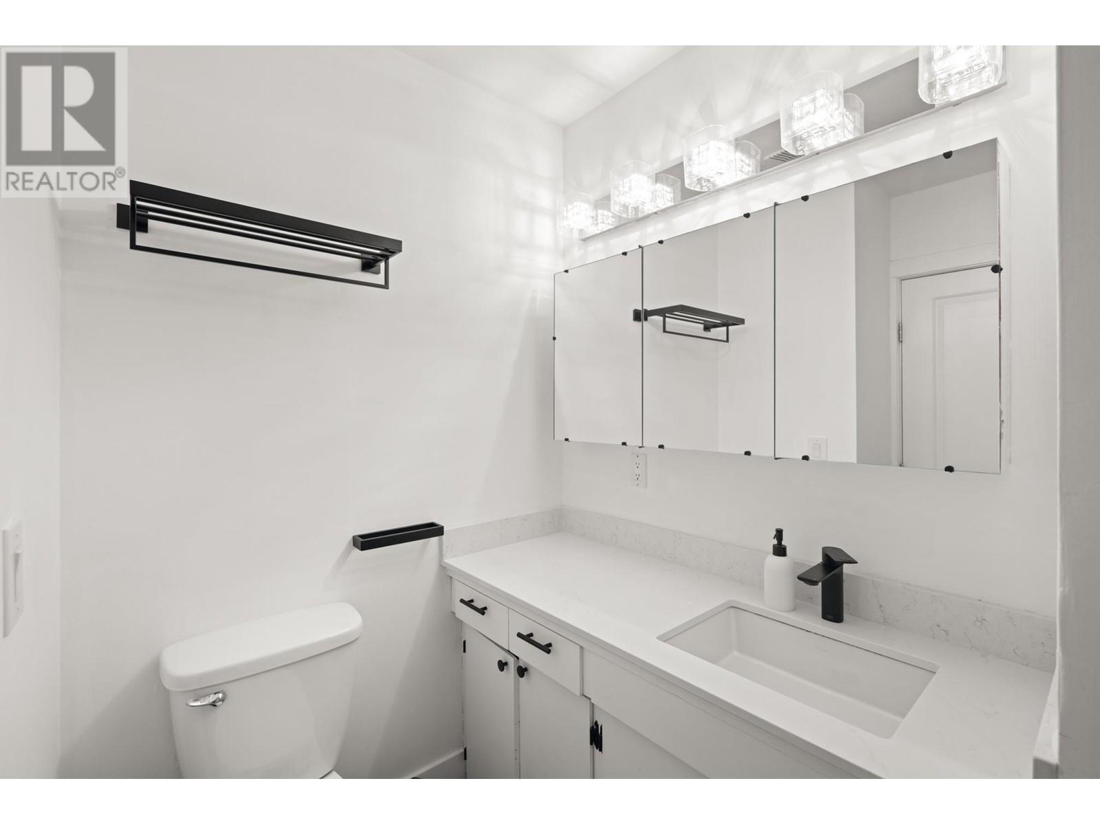 328 54 Street, Delta, British Columbia  V4M 3G5 - Photo 11 - R2827955