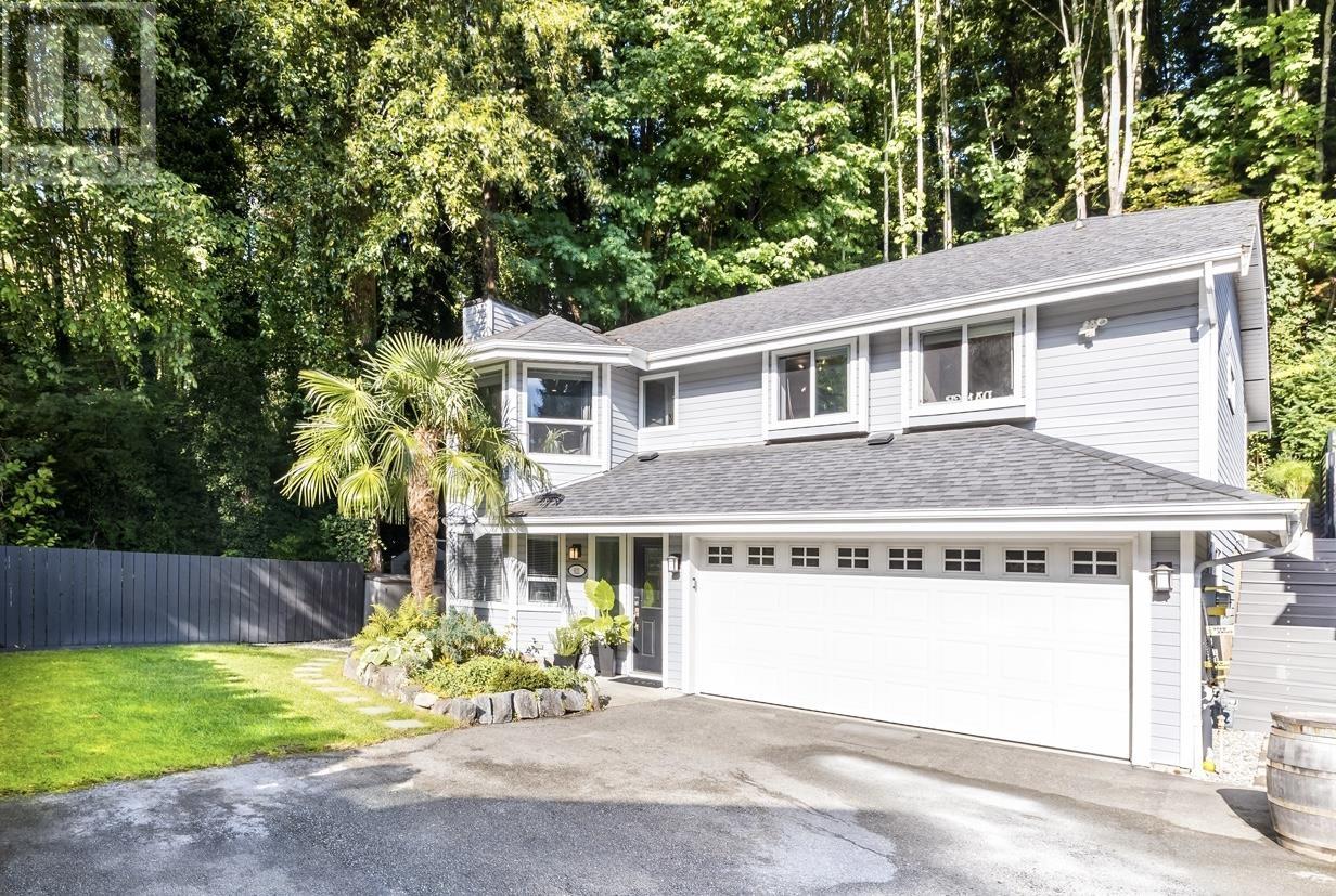 621 Seymour Court, North Vancouver, British Columbia  V7J 3S7 - Photo 2 - R2827970