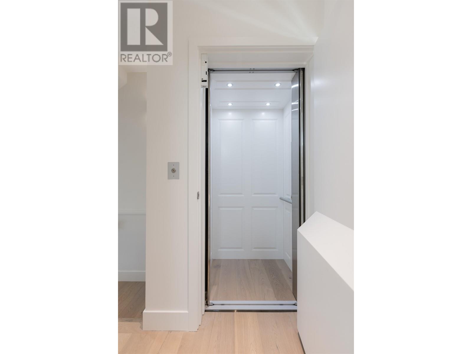580 Arthur Erickson Place, West Vancouver, British Columbia  V7T 1J1 - Photo 30 - R2827977
