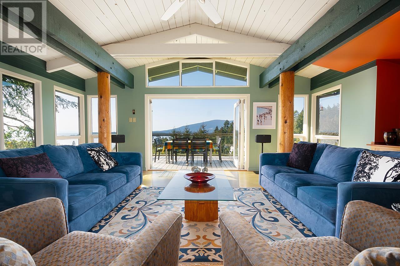 1616 WHITESAILS DRIVE, bowen island, British Columbia