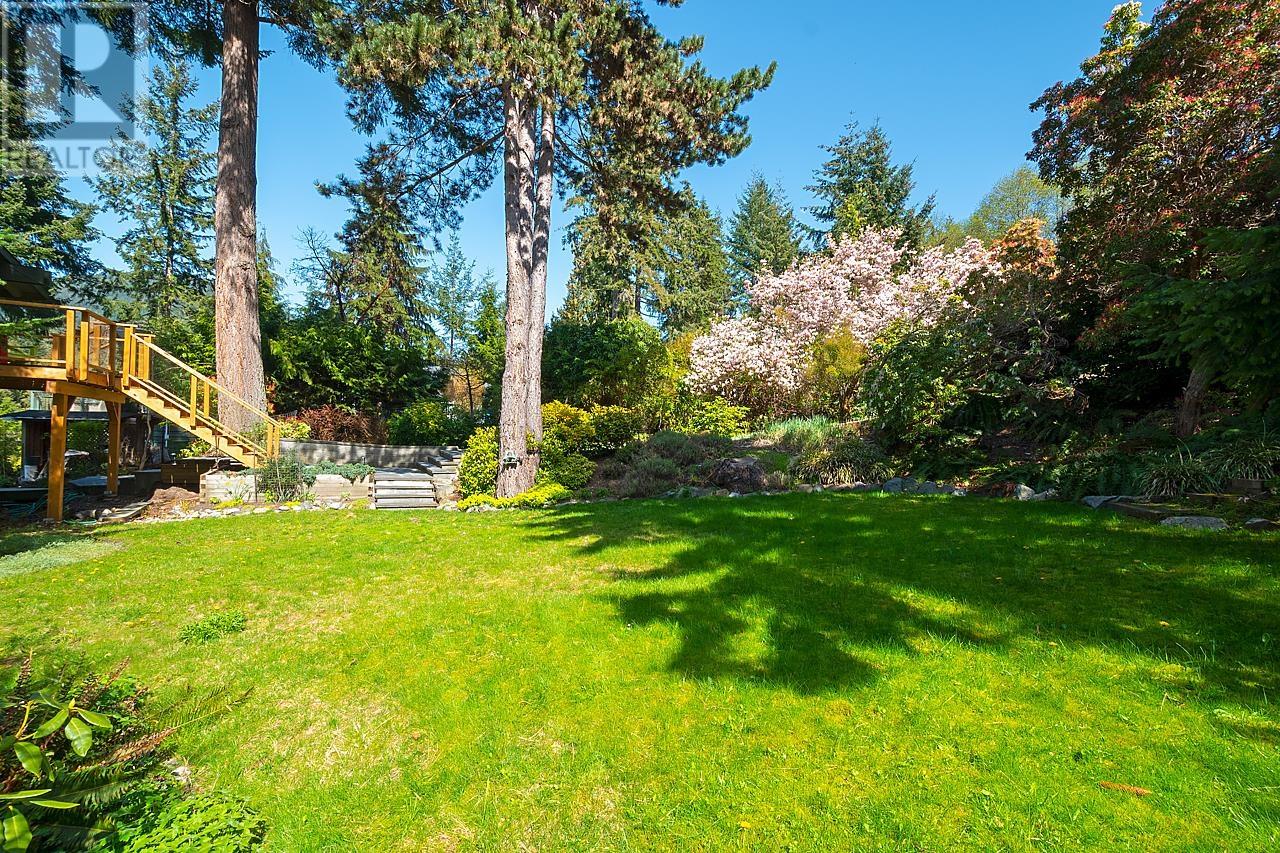 1616 Whitesails Drive, Bowen Island, British Columbia  V0N 1G2 - Photo 6 - R2828006
