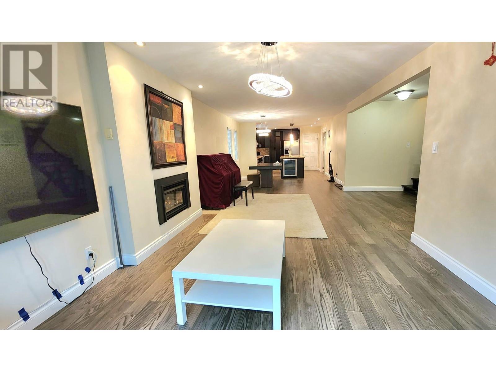 178 W 48 Avenue, Vancouver, British Columbia  V5Y 2Y7 - Photo 3 - R2827974