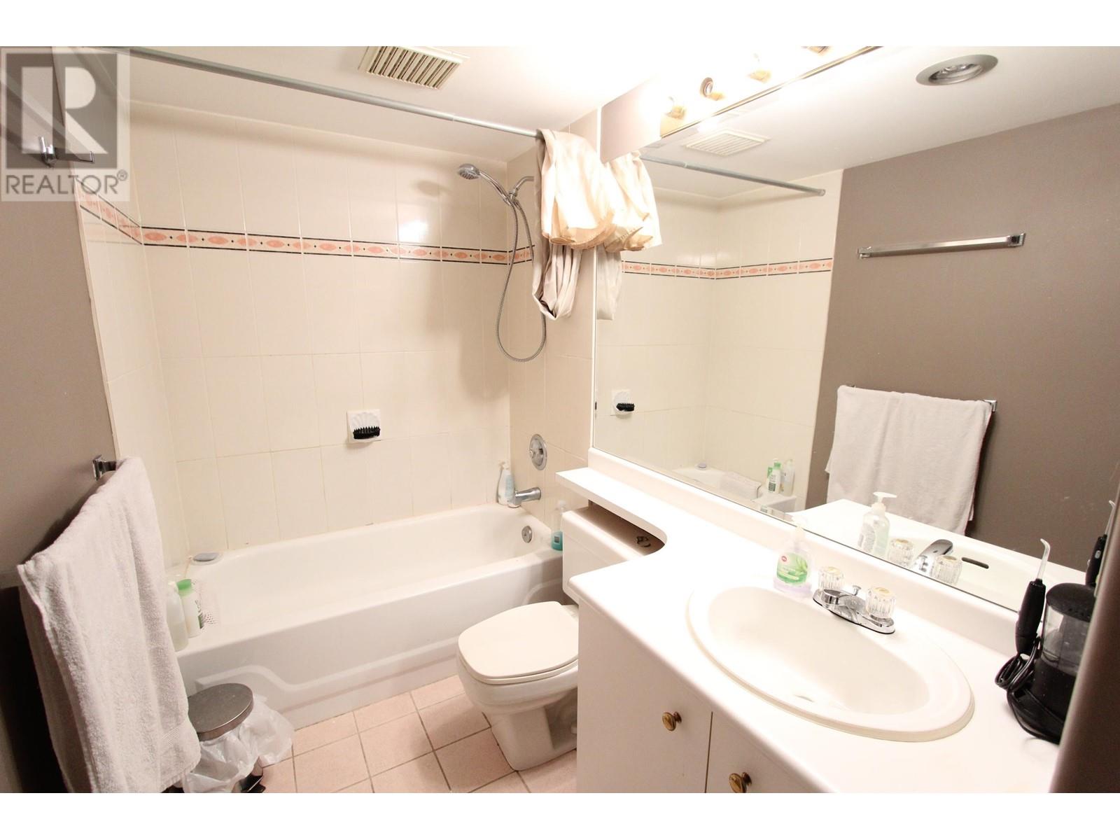 105 189 E 16th Avenue, Vancouver, British Columbia  V5T 4R2 - Photo 5 - R2827847