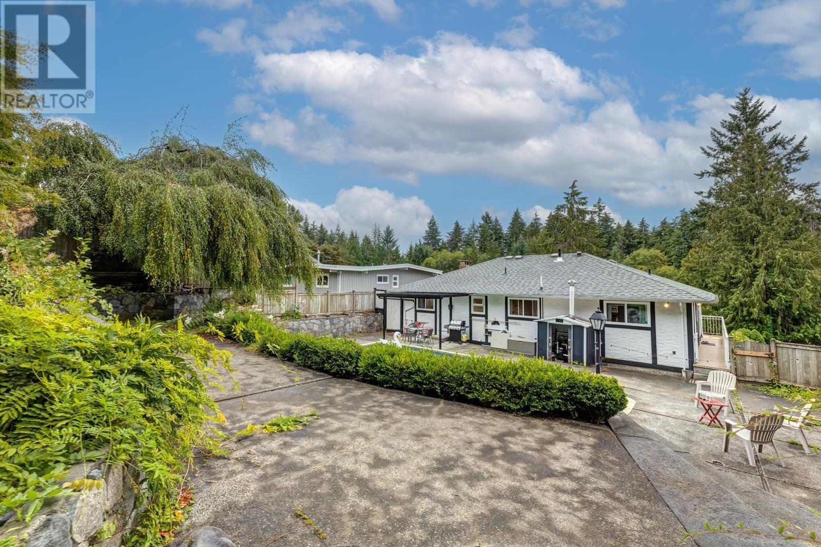 5240 Ranger Avenue, North Vancouver, British Columbia  V7R 3M6 - Photo 34 - R2827998