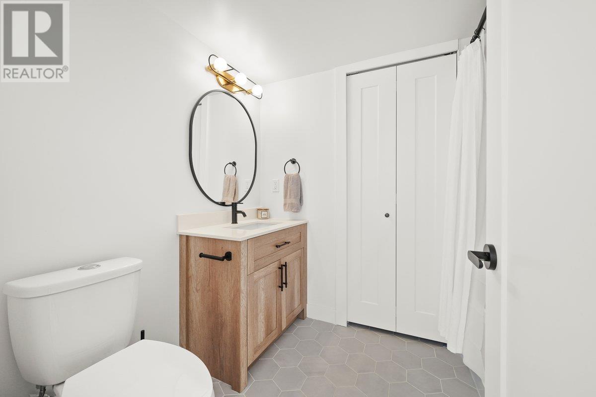 2545 Dahlia Court, Coquitlam, British Columbia  V3E 2P1 - Photo 33 - R2828010