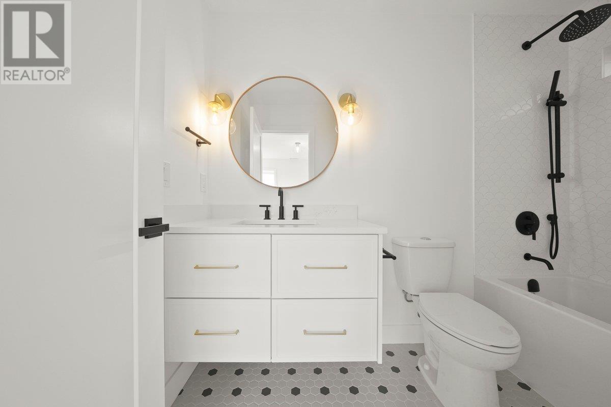 2545 Dahlia Court, Coquitlam, British Columbia  V3E 2P1 - Photo 21 - R2828010