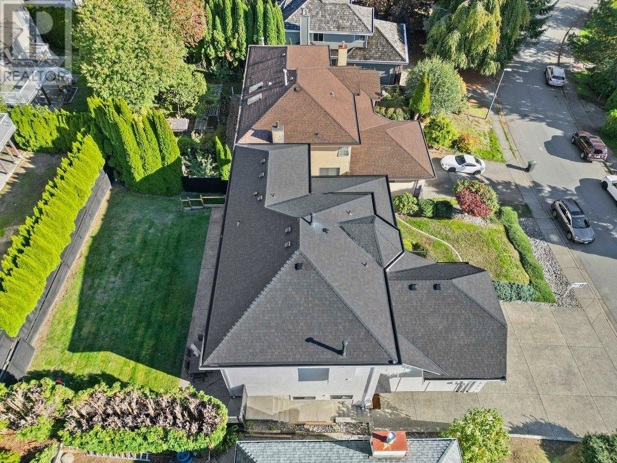 2545 Dahlia Court, Coquitlam, British Columbia  V3E 2P1 - Photo 38 - R2828010