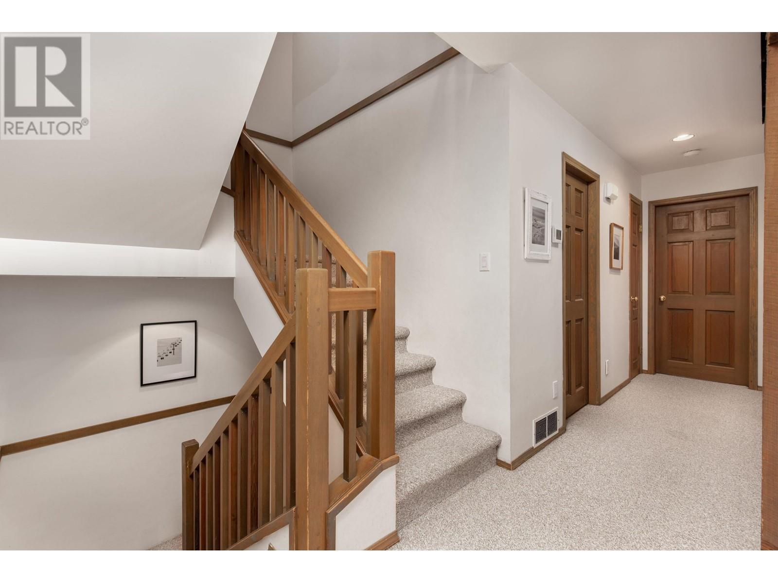 2311 Aspen Court, Whistler, British Columbia  V8E 0A6 - Photo 11 - R2827780