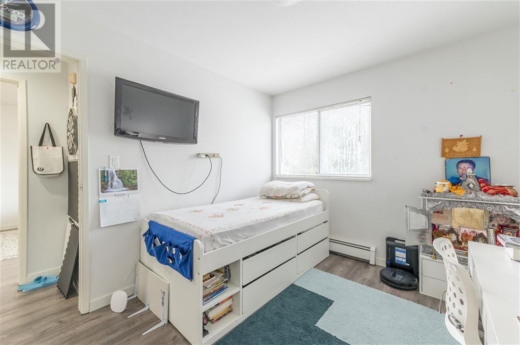 3151 Cambridge Street, Port Coquitlam, British Columbia  V3B 6N8 - Photo 13 - R2828003
