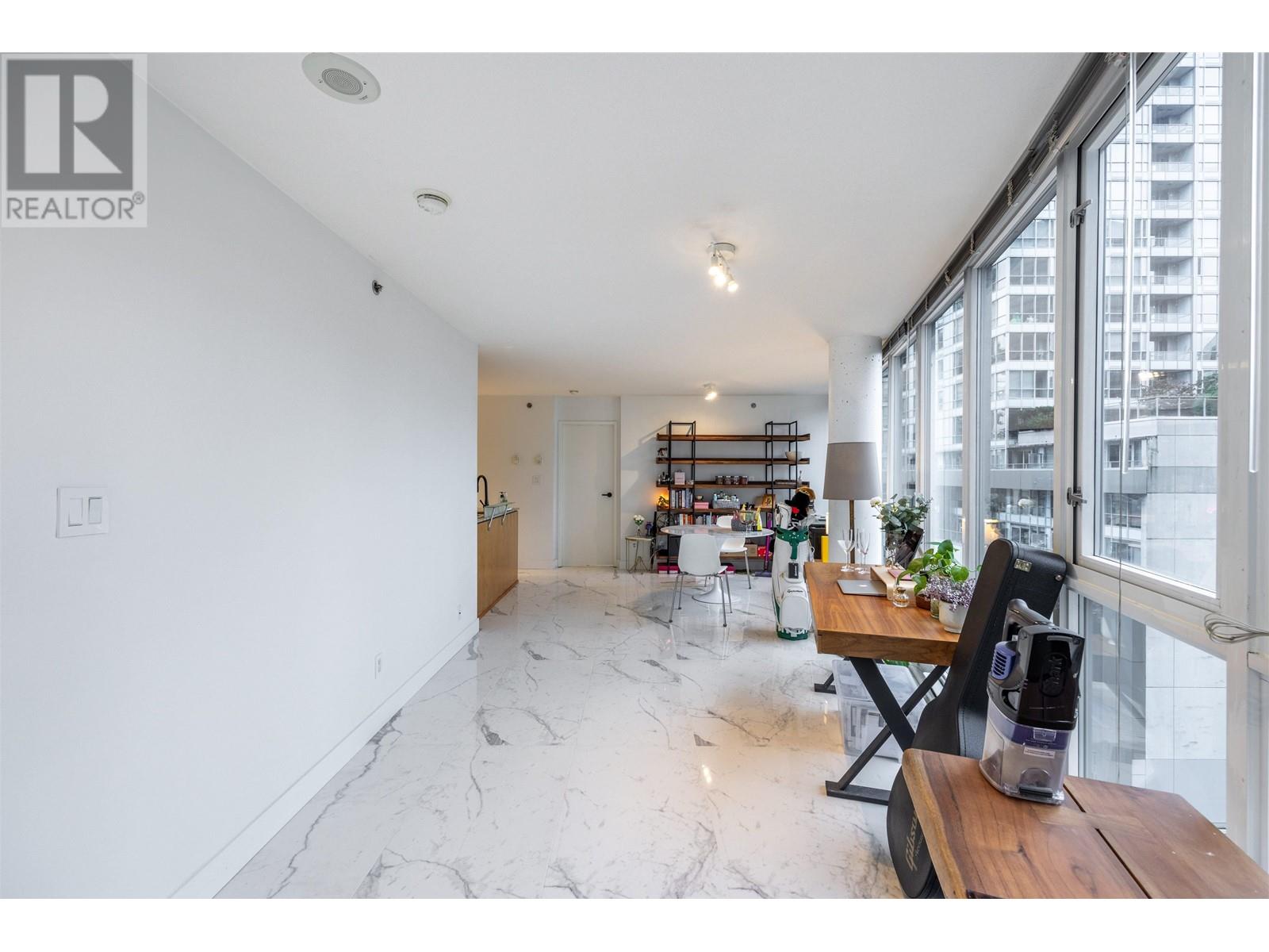 704 822 Seymour Street, Vancouver, British Columbia  V6B 1L7 - Photo 9 - R2827521