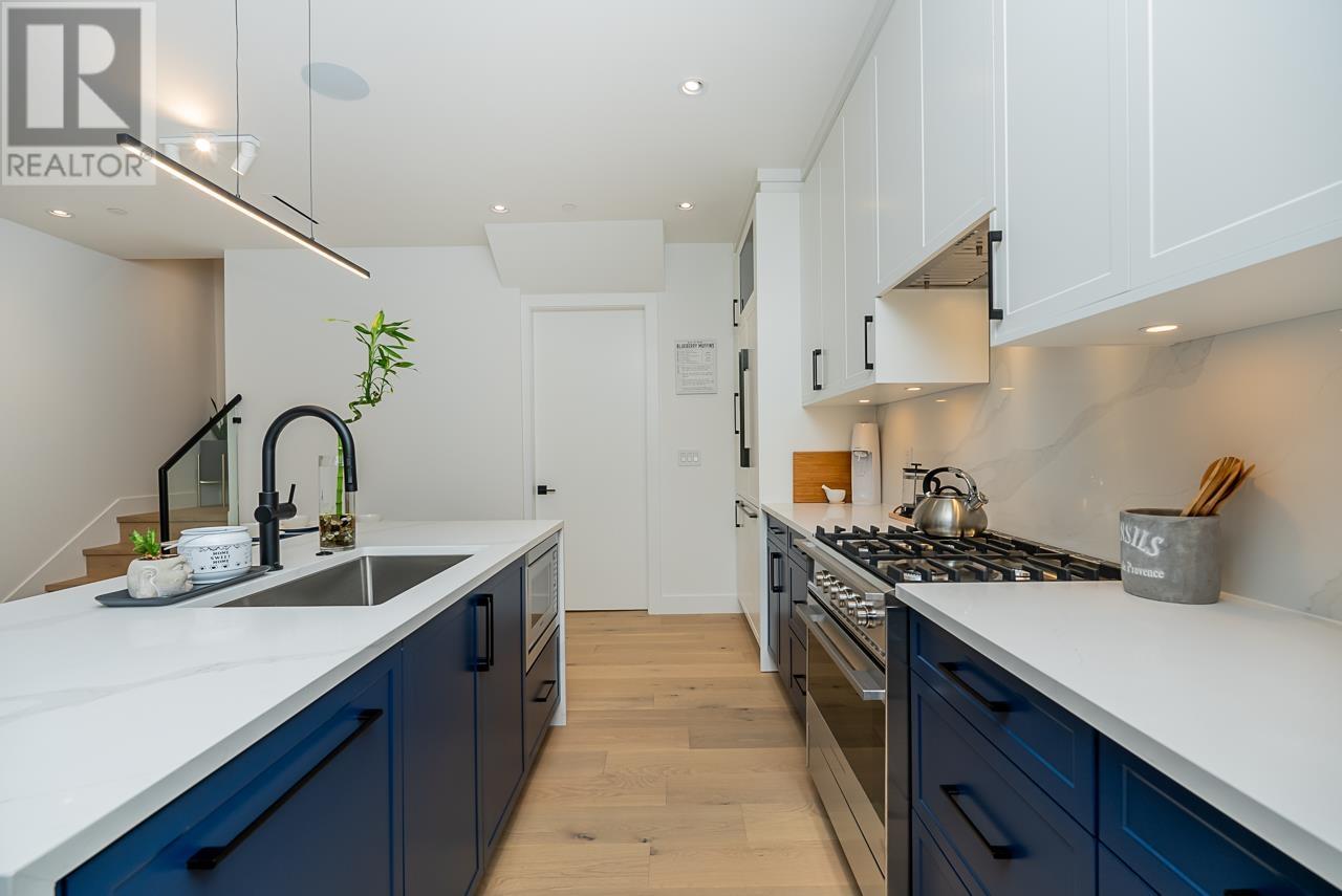 4552 Inverness Street, Vancouver, British Columbia  V5V 4X4 - Photo 13 - R2827882