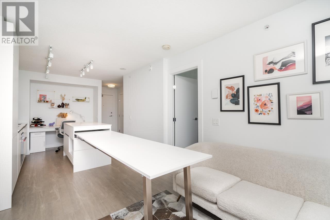 2810 908 Quayside Drive, New Westminster, British Columbia  V3M 0L4 - Photo 15 - R2827717