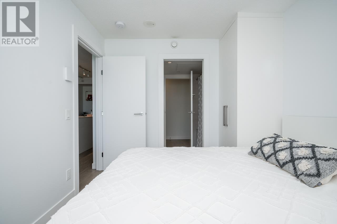 2810 908 Quayside Drive, New Westminster, British Columbia  V3M 0L4 - Photo 20 - R2827717