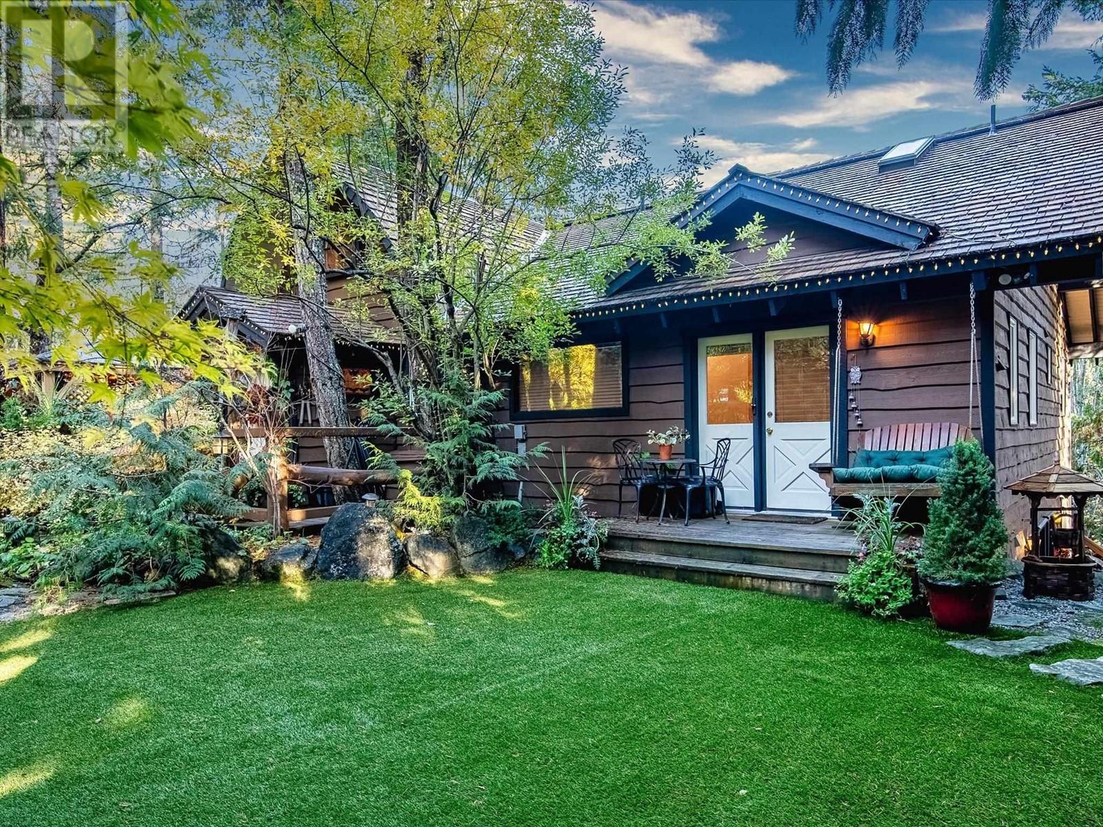 9480 Emerald Drive, Whistler, British Columbia  V8E 0G5 - Photo 18 - R2827816