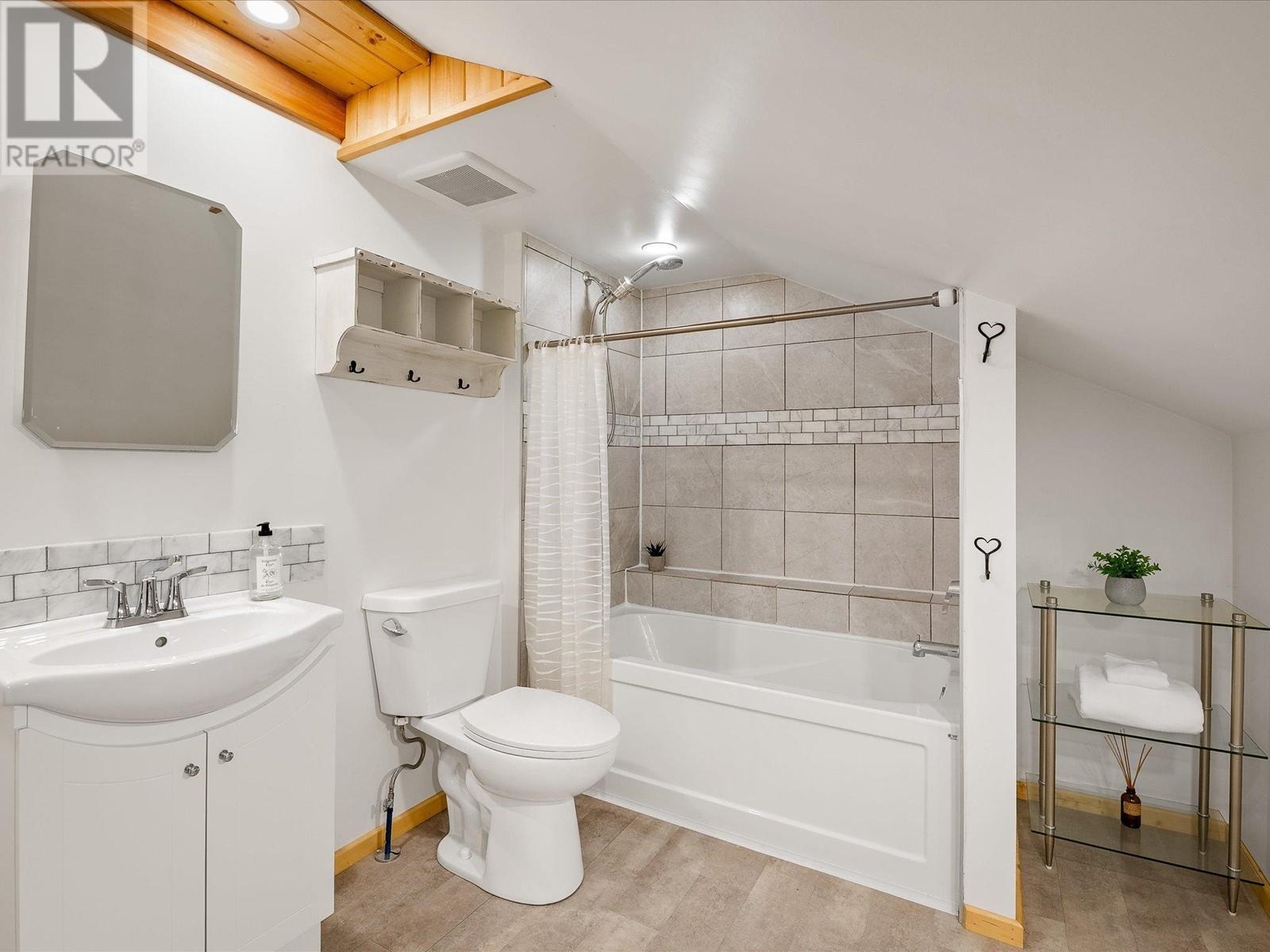 9480 Emerald Drive, Whistler, British Columbia  V8E 0G5 - Photo 28 - R2827816
