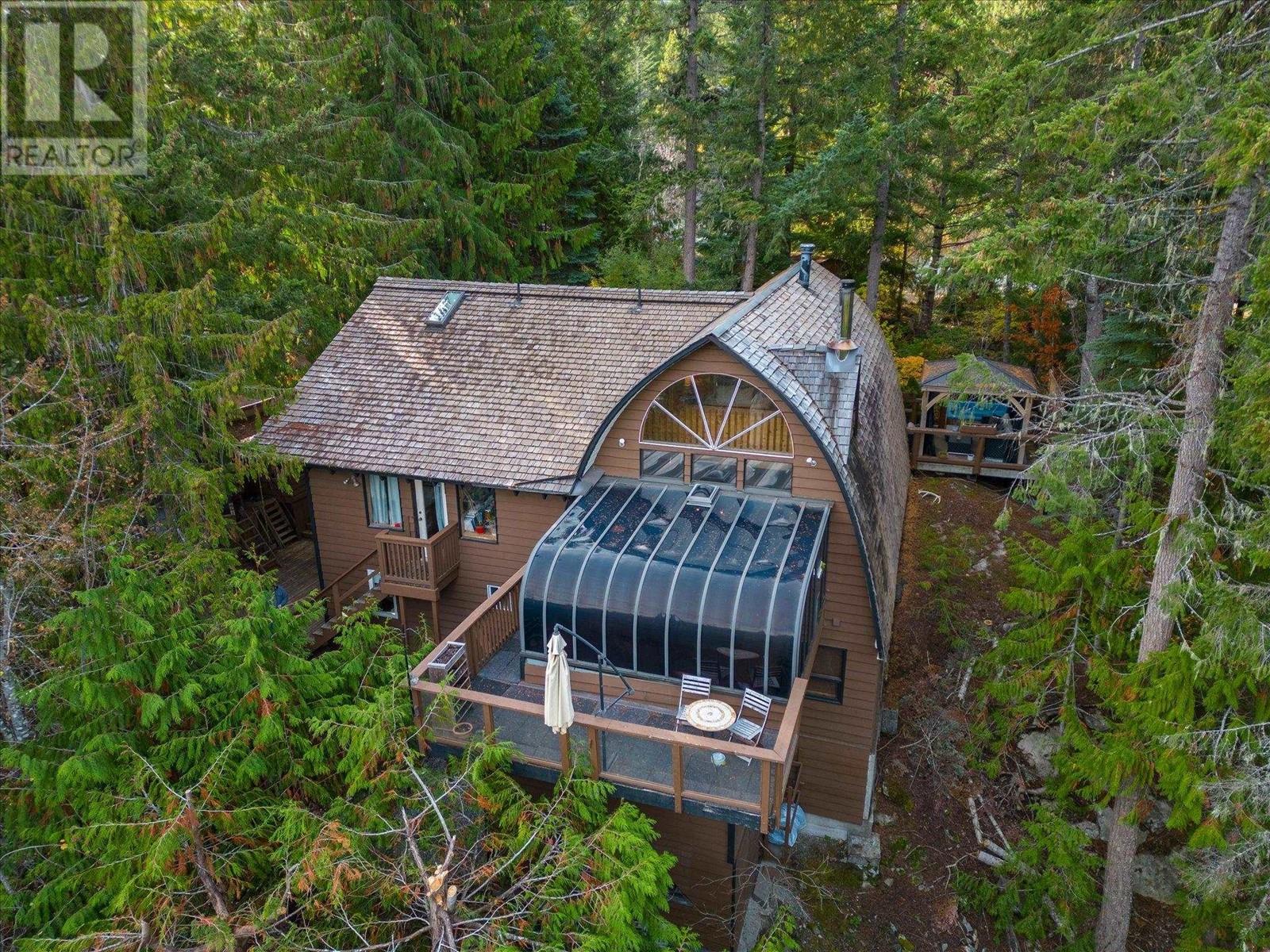 9480 Emerald Drive, Whistler, British Columbia  V8E 0G5 - Photo 37 - R2827816