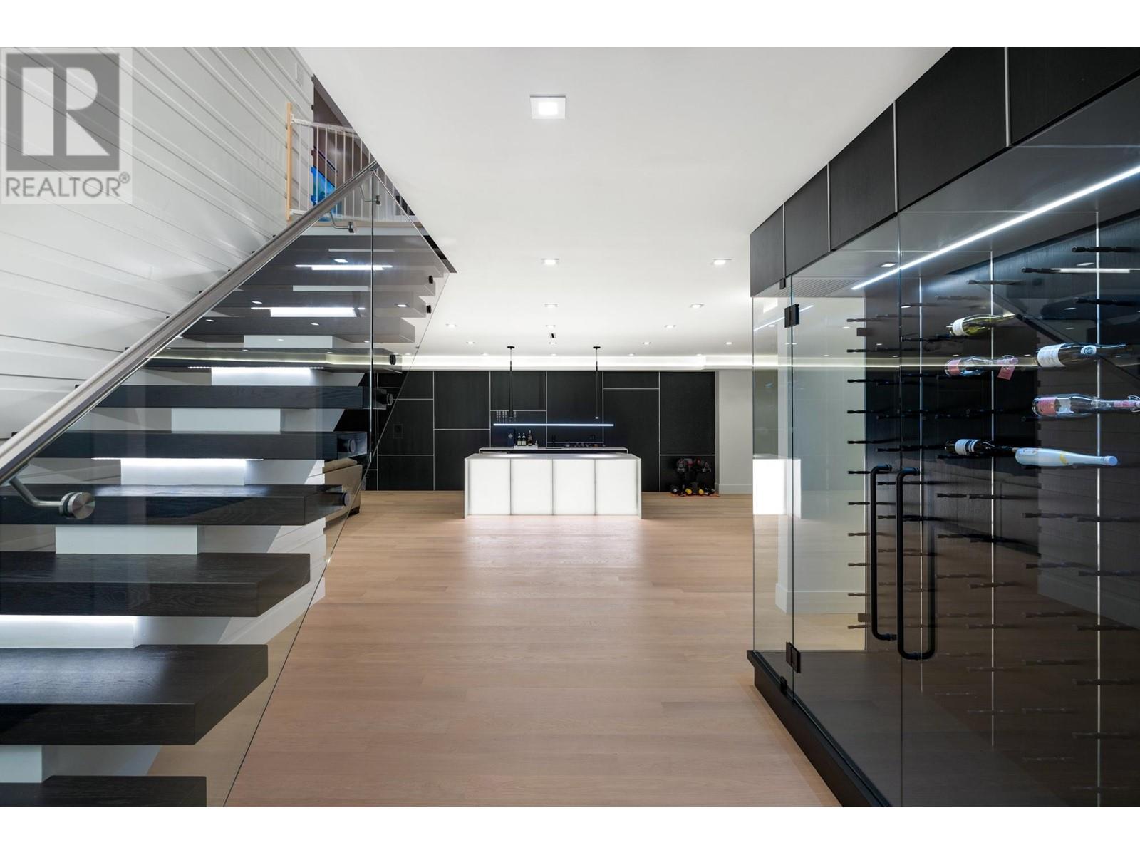 3908 Glenview Crescent, North Vancouver, British Columbia  V7R 3G3 - Photo 22 - R2824945