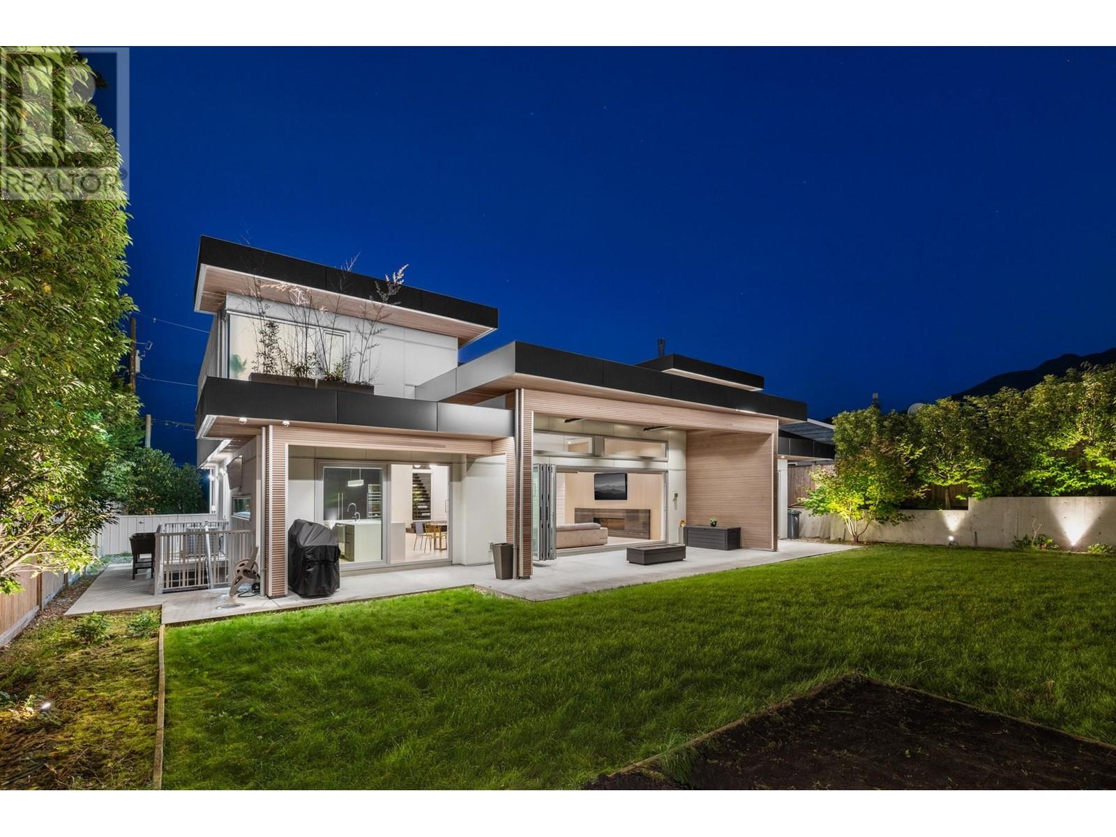 3908 Glenview Crescent, North Vancouver, British Columbia  V7R 3G3 - Photo 34 - R2824945