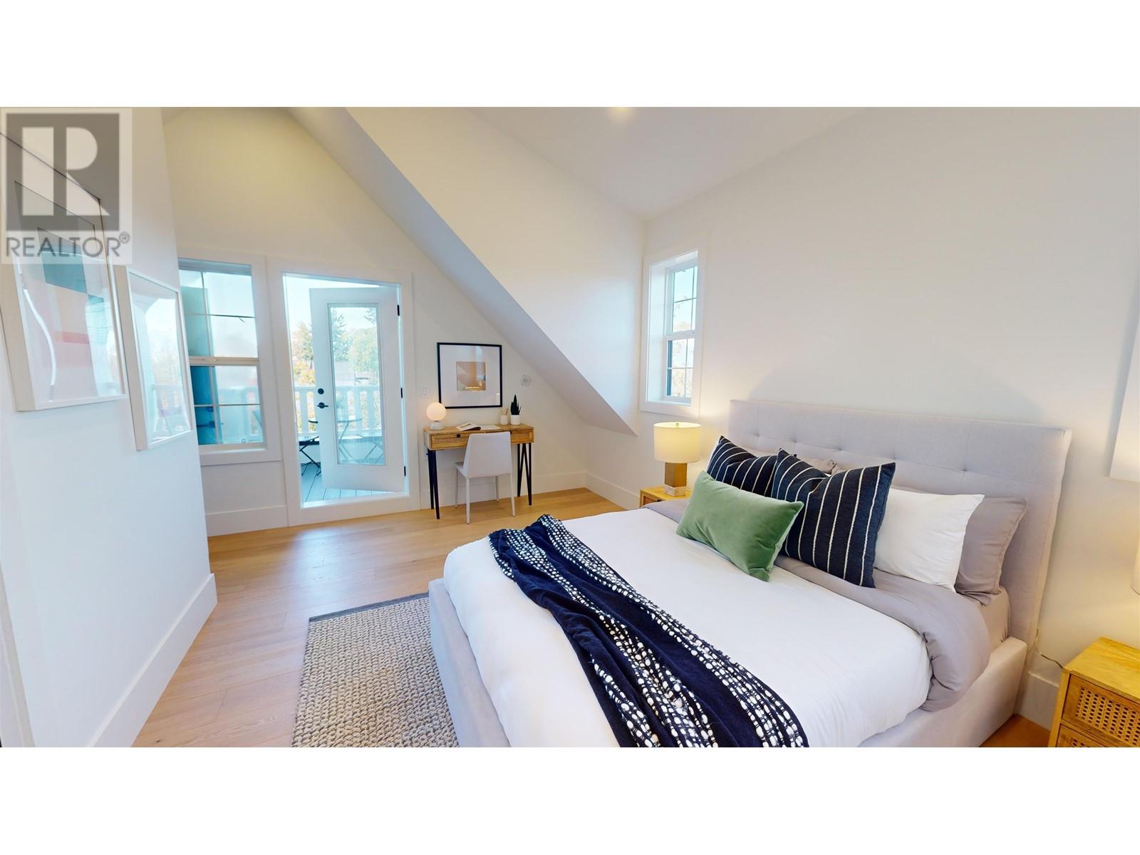 792 E 11th Avenue, Vancouver, British Columbia  V5T 2E5 - Photo 21 - R2828011