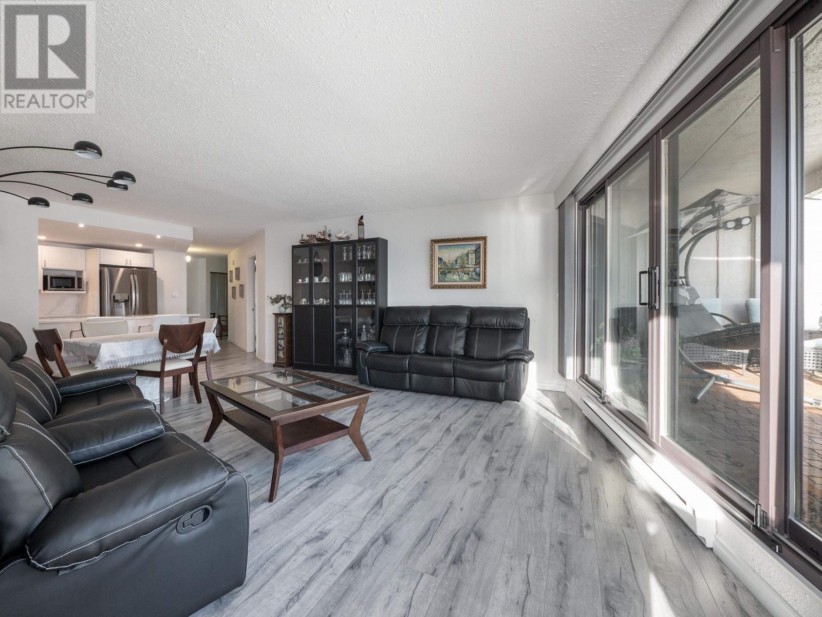 104 5477 Wharf Avenue, Sechelt, British Columbia  V7Z 0H5 - Photo 11 - R2828020