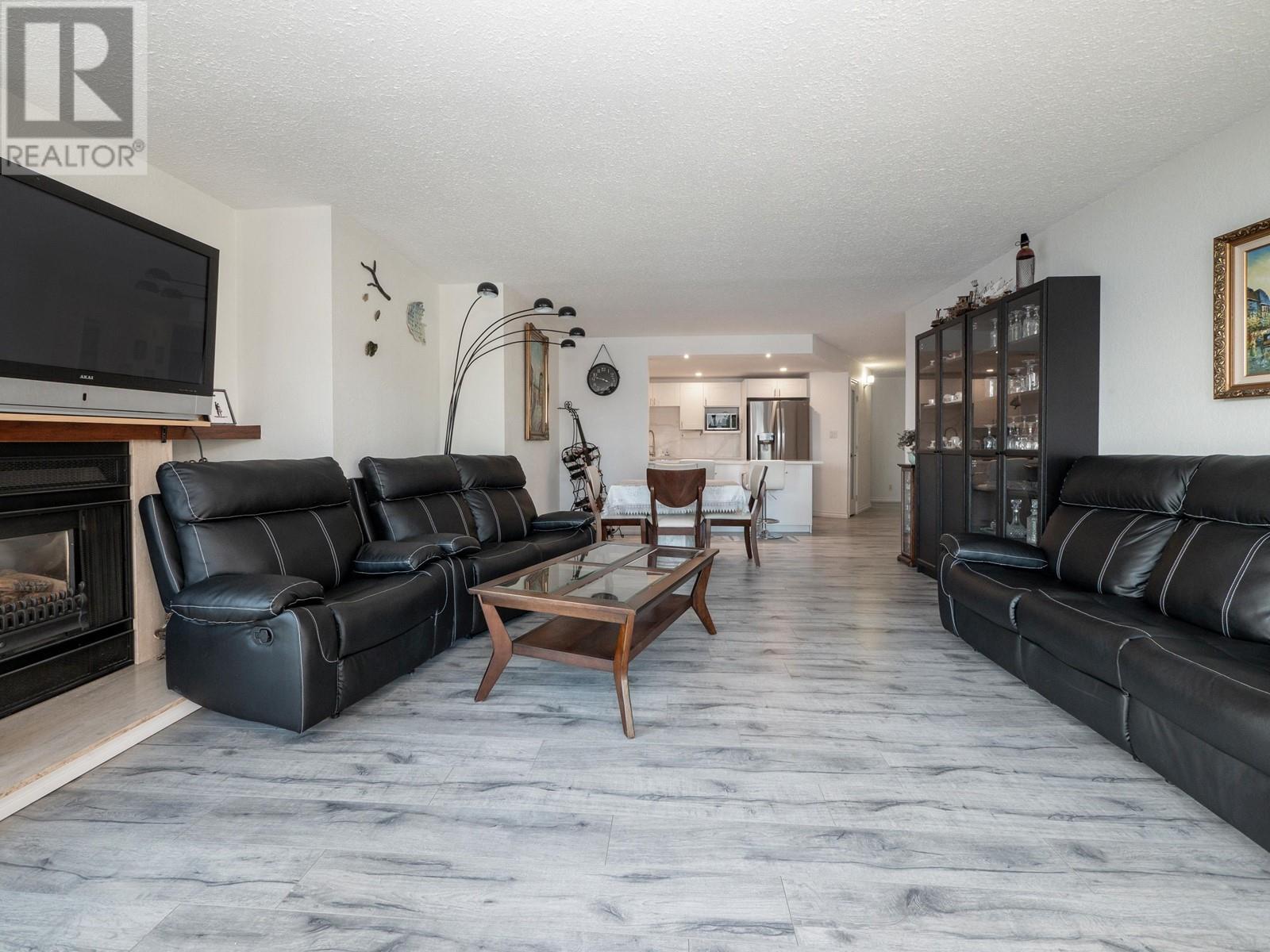 104 5477 Wharf Avenue, Sechelt, British Columbia  V7Z 0H5 - Photo 12 - R2828020