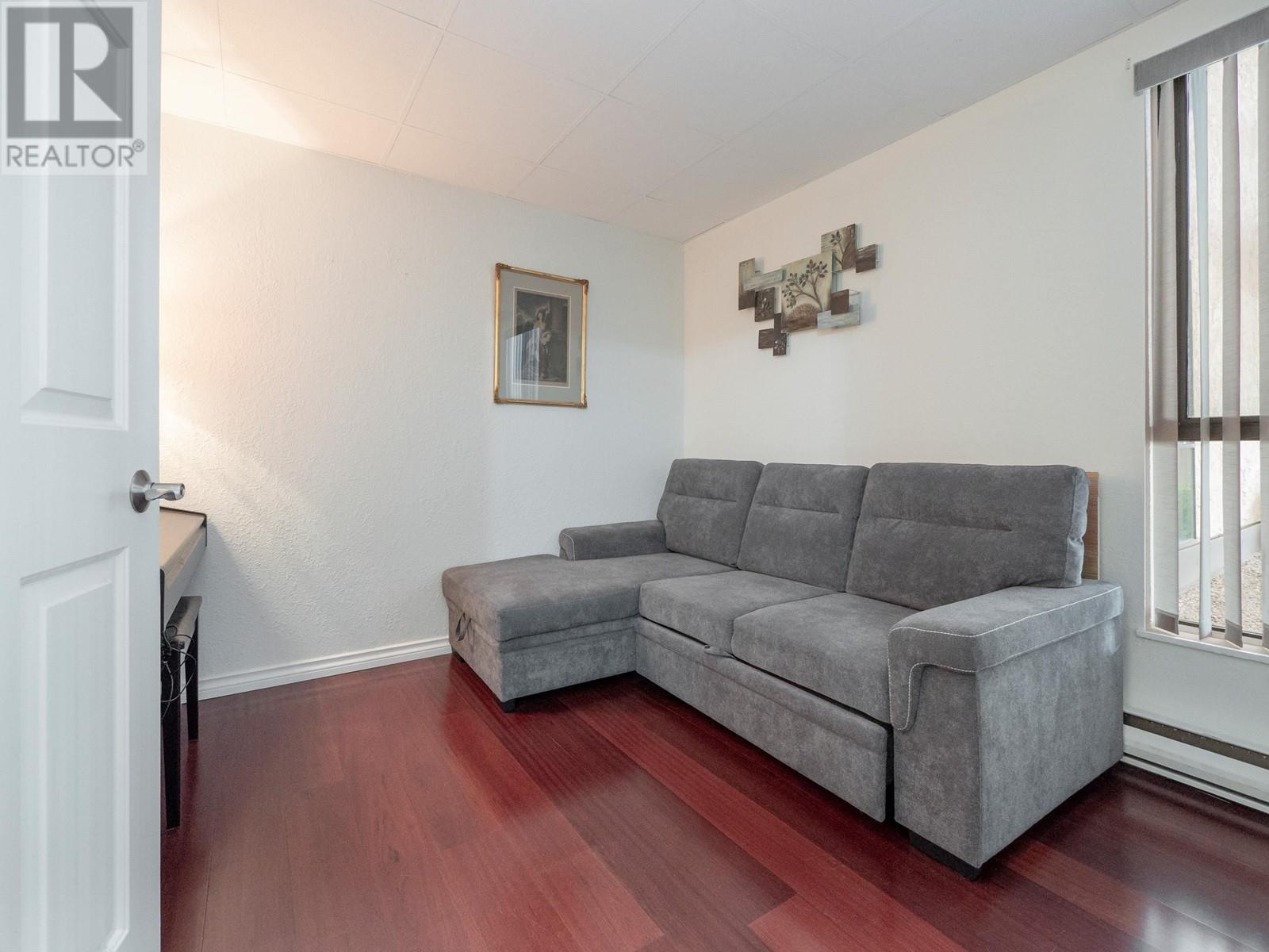 104 5477 Wharf Avenue, Sechelt, British Columbia  V7Z 0H5 - Photo 18 - R2828020