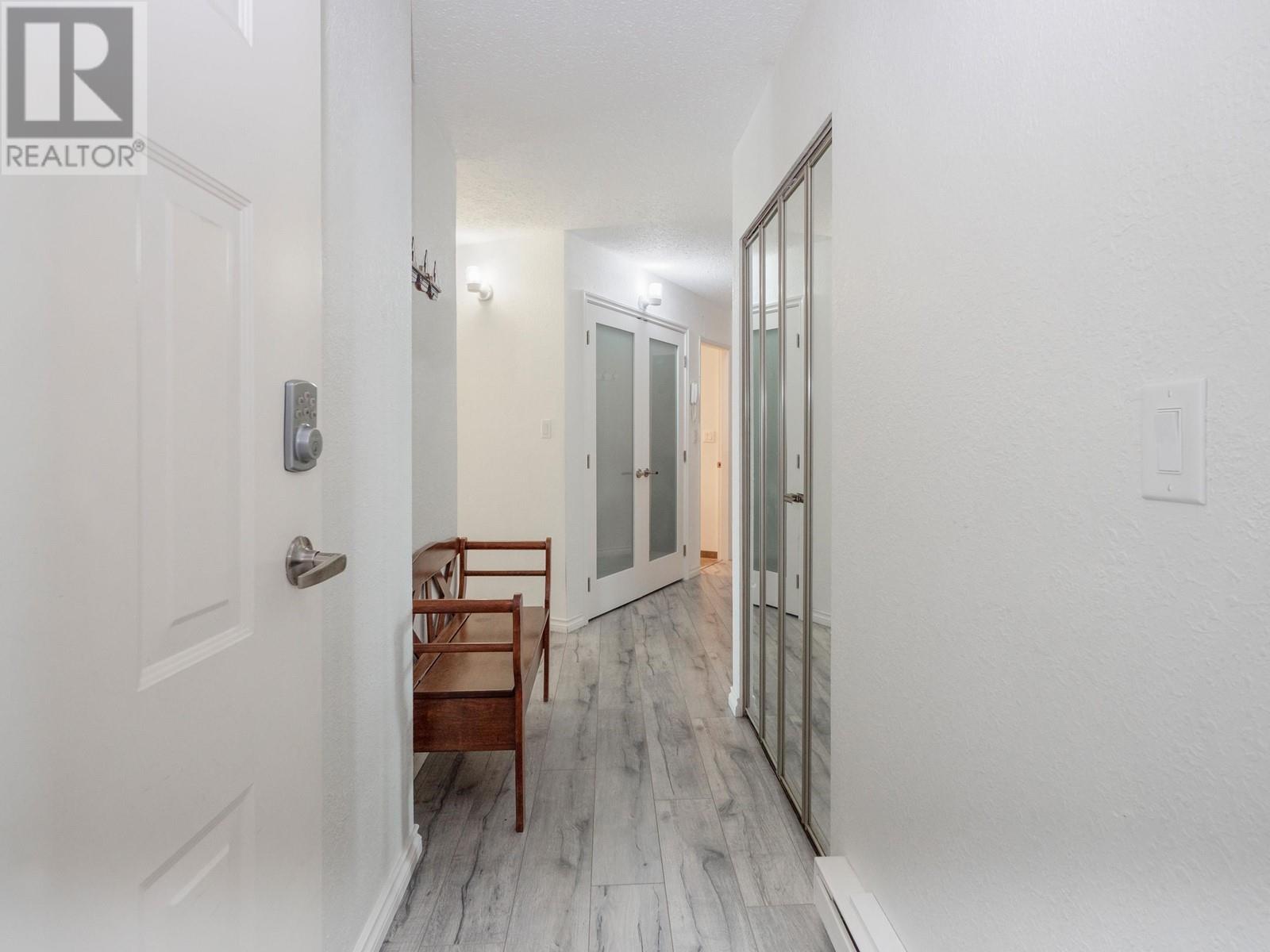 104 5477 Wharf Avenue, Sechelt, British Columbia  V7Z 0H5 - Photo 22 - R2828020