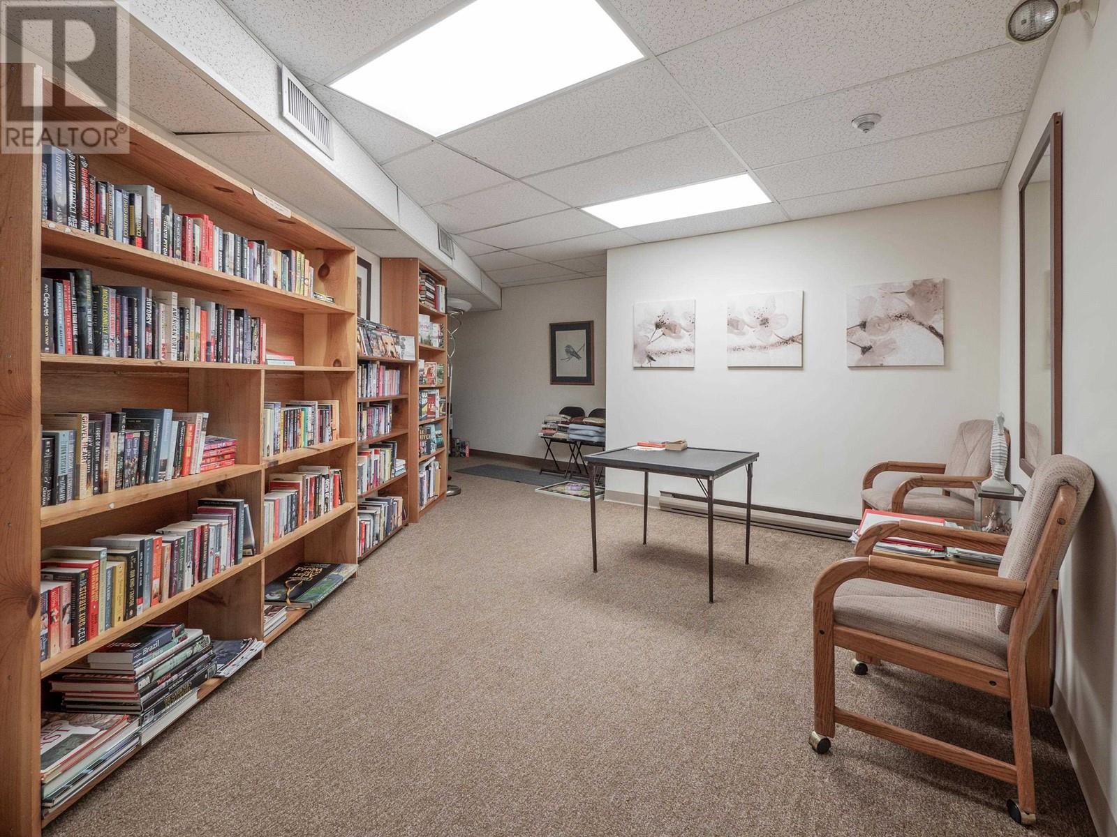 104 5477 Wharf Avenue, Sechelt, British Columbia  V7Z 0H5 - Photo 36 - R2828020
