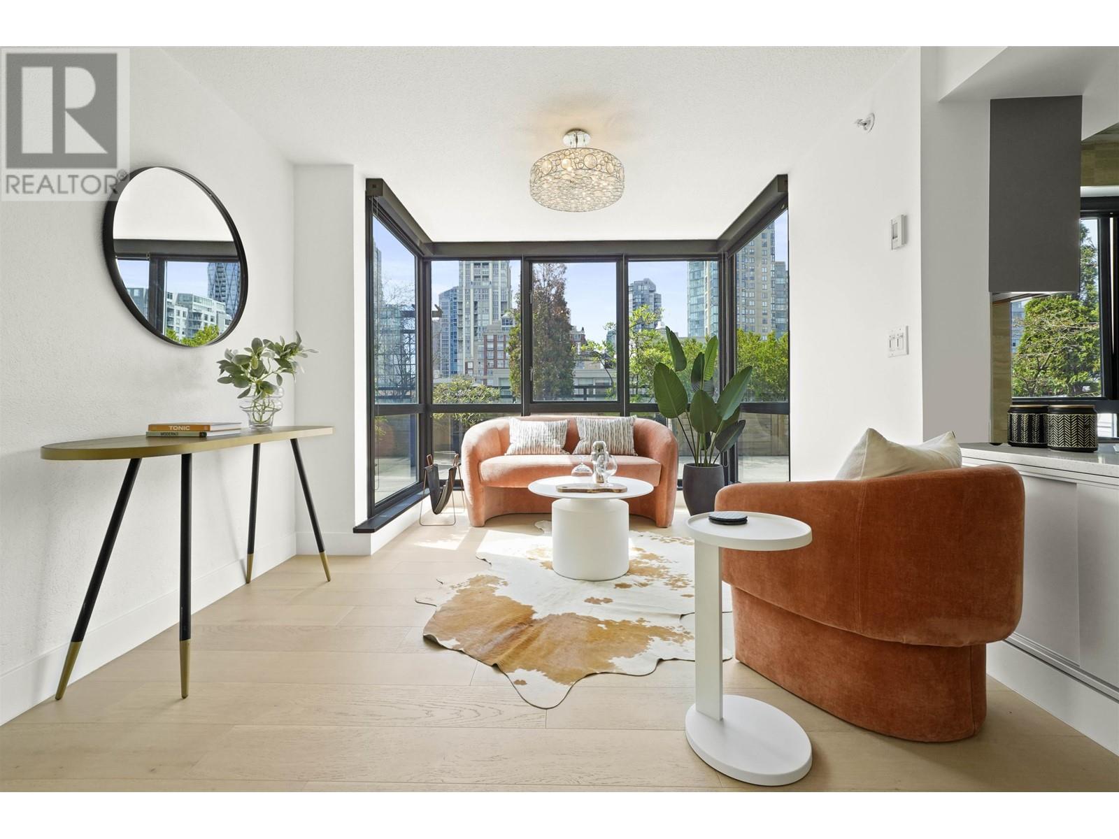 705 212 DAVIE STREET, vancouver, British Columbia