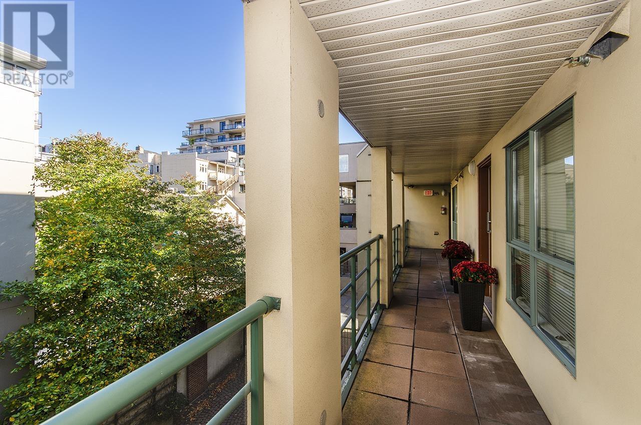 402 212 Lonsdale Avenue, North Vancouver, British Columbia  V7M 2G1 - Photo 24 - R2828045