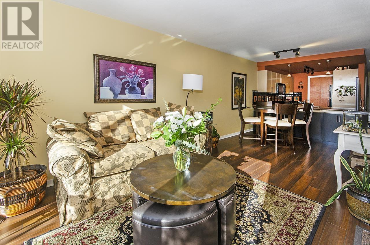 402 212 Lonsdale Avenue, North Vancouver, British Columbia  V7M 2G1 - Photo 7 - R2828045