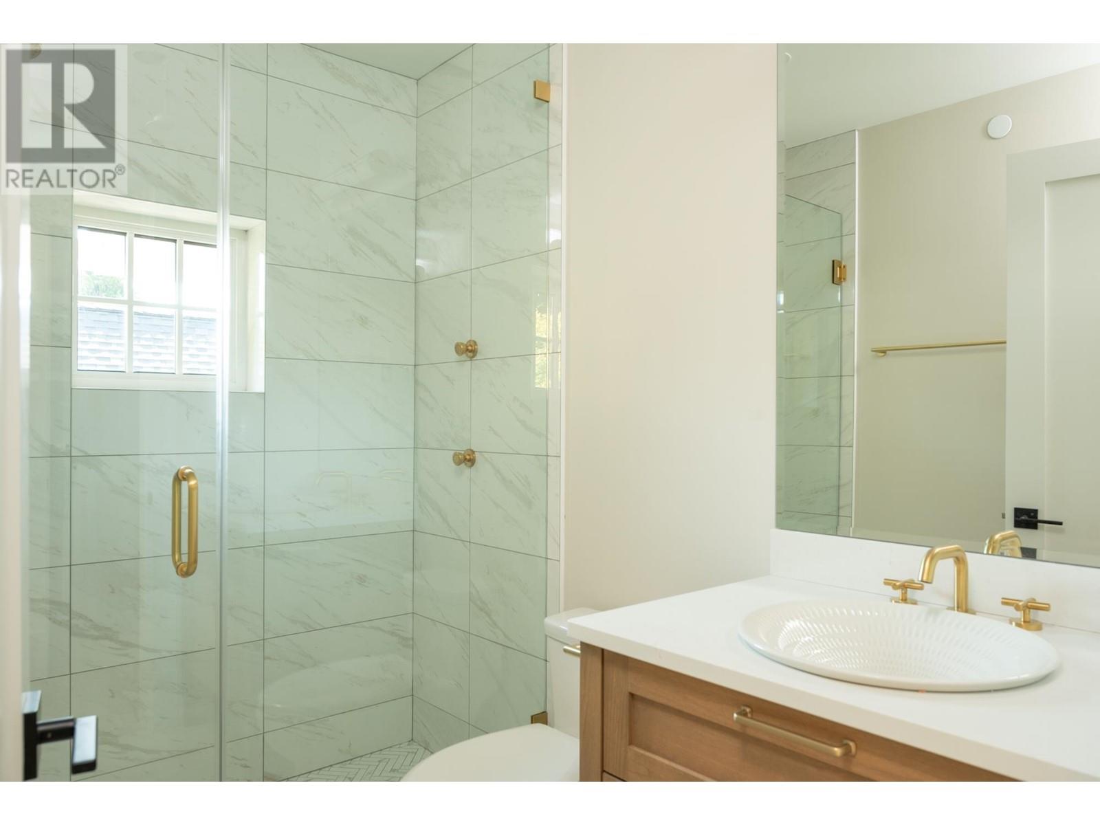 1 1456 W 45th Avenue, Vancouver, British Columbia  V6M 2H1 - Photo 9 - R2828050
