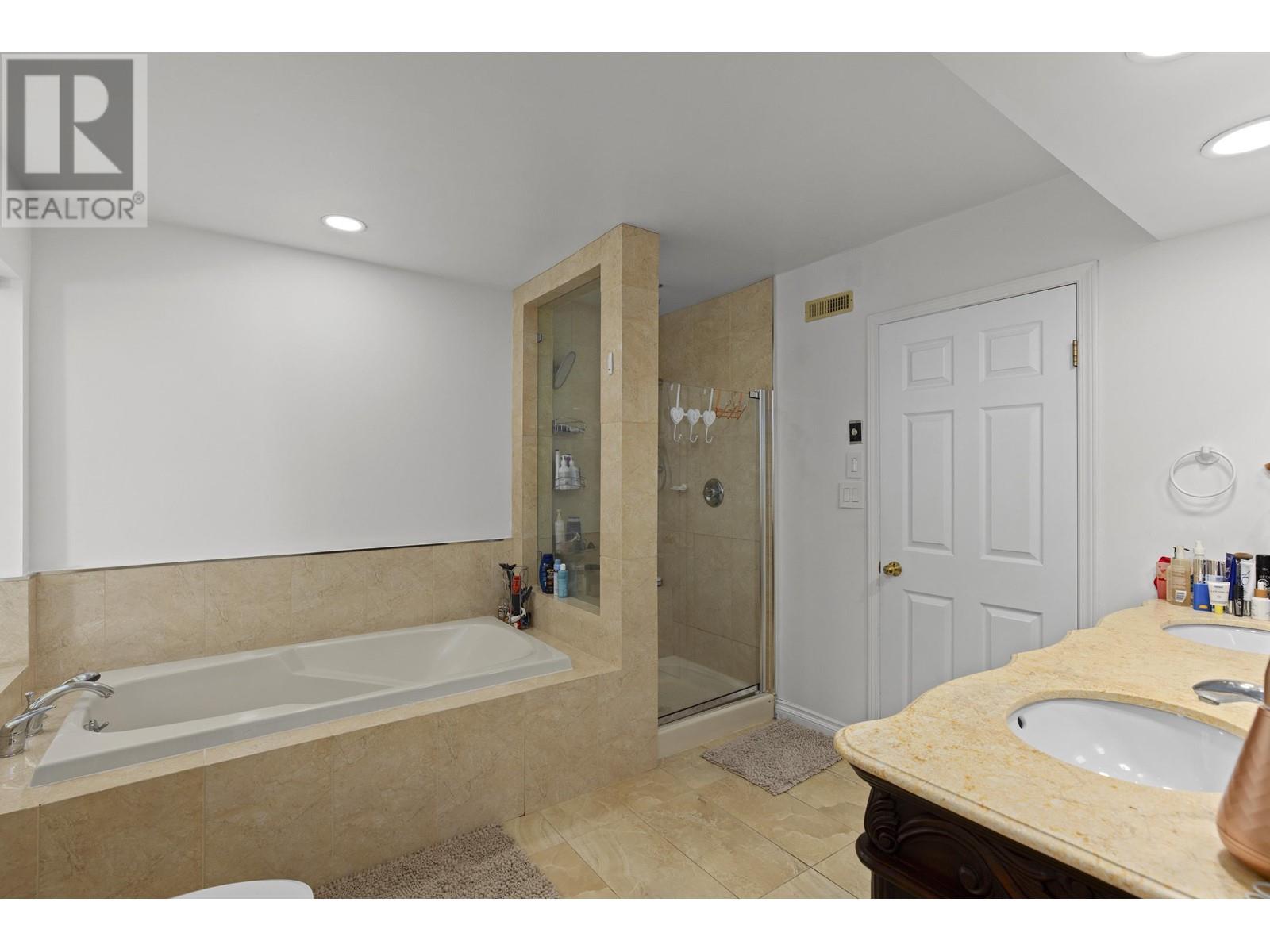 2206 Westhill Drive, West Vancouver, British Columbia  V7S 2Z5 - Photo 31 - R2828013