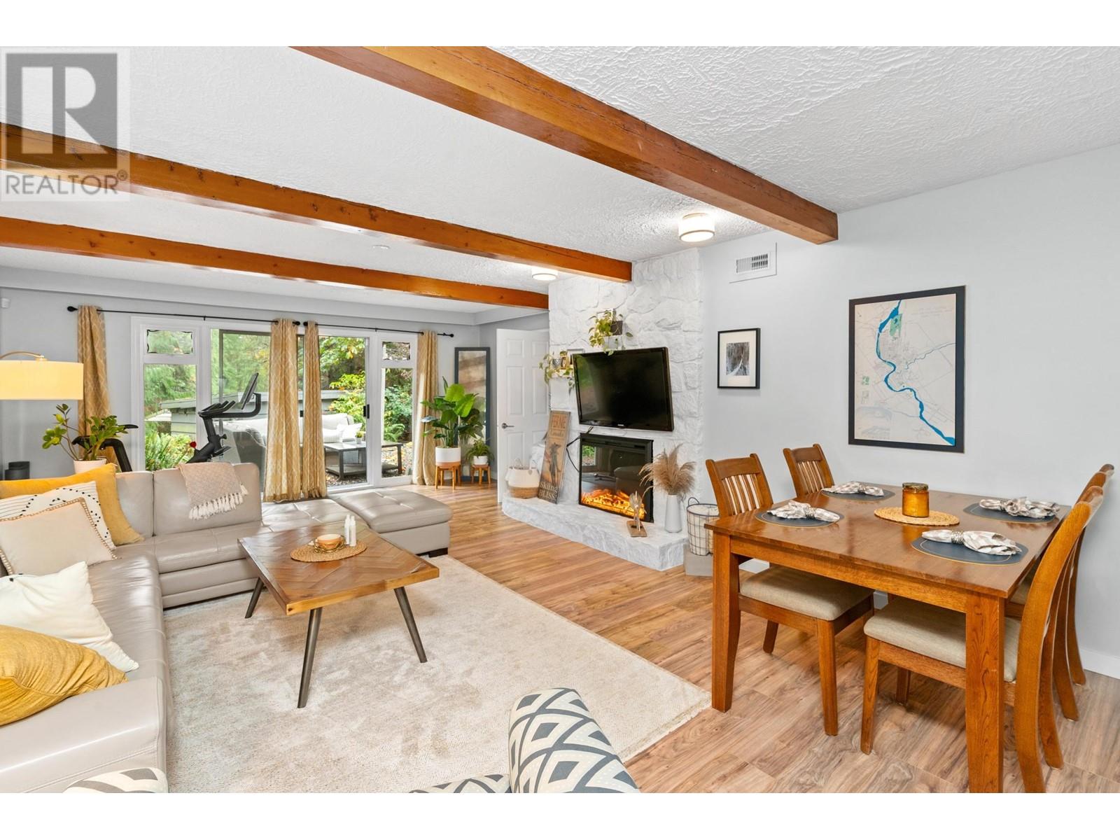2052 Mackay Avenue, North Vancouver, British Columbia  V7P 2M7 - Photo 15 - R2828027
