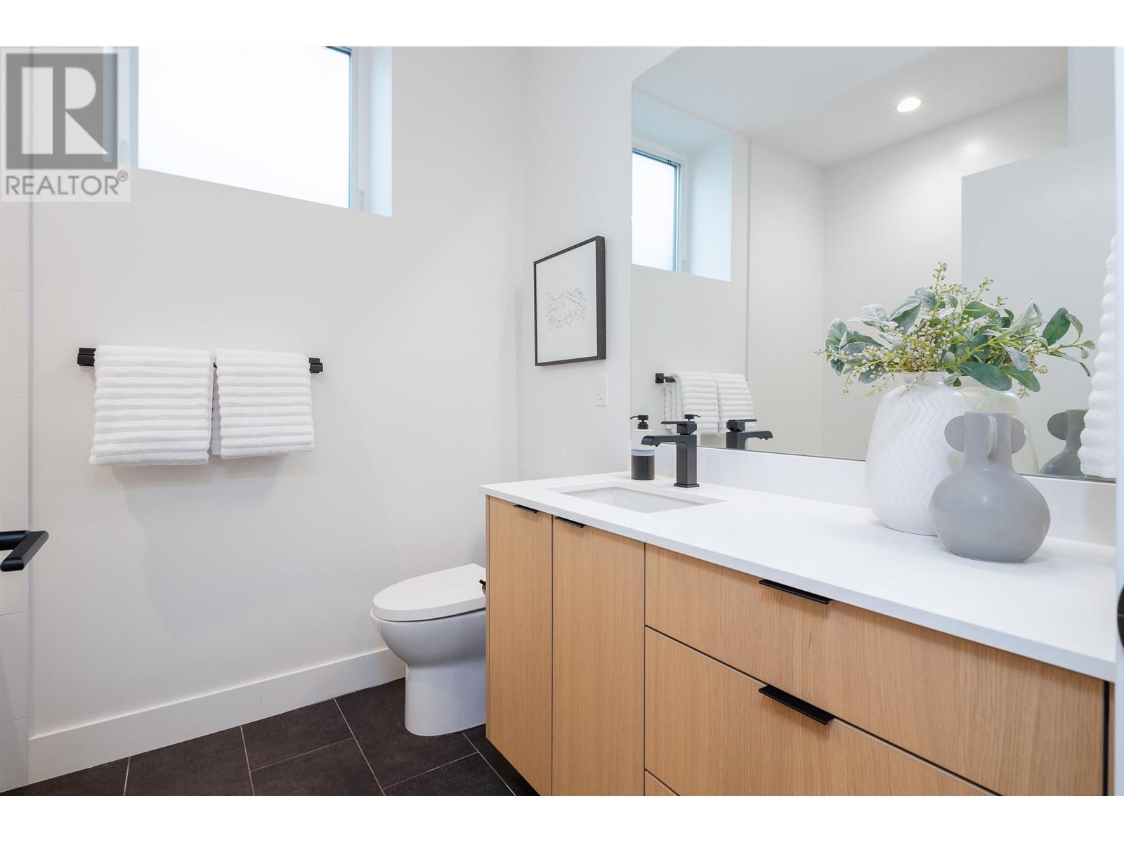 1136 E 22nd Avenue, Vancouver, British Columbia  V5V 1W4 - Photo 29 - R2828046