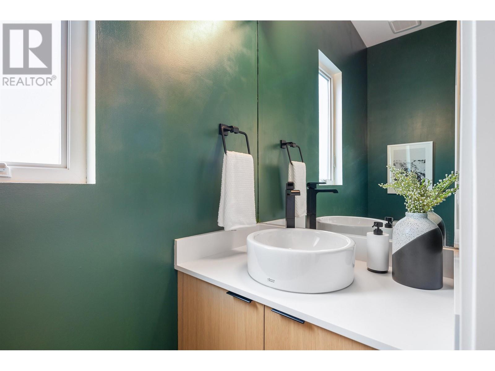 1136 E 22nd Avenue, Vancouver, British Columbia  V5V 1W4 - Photo 32 - R2828046