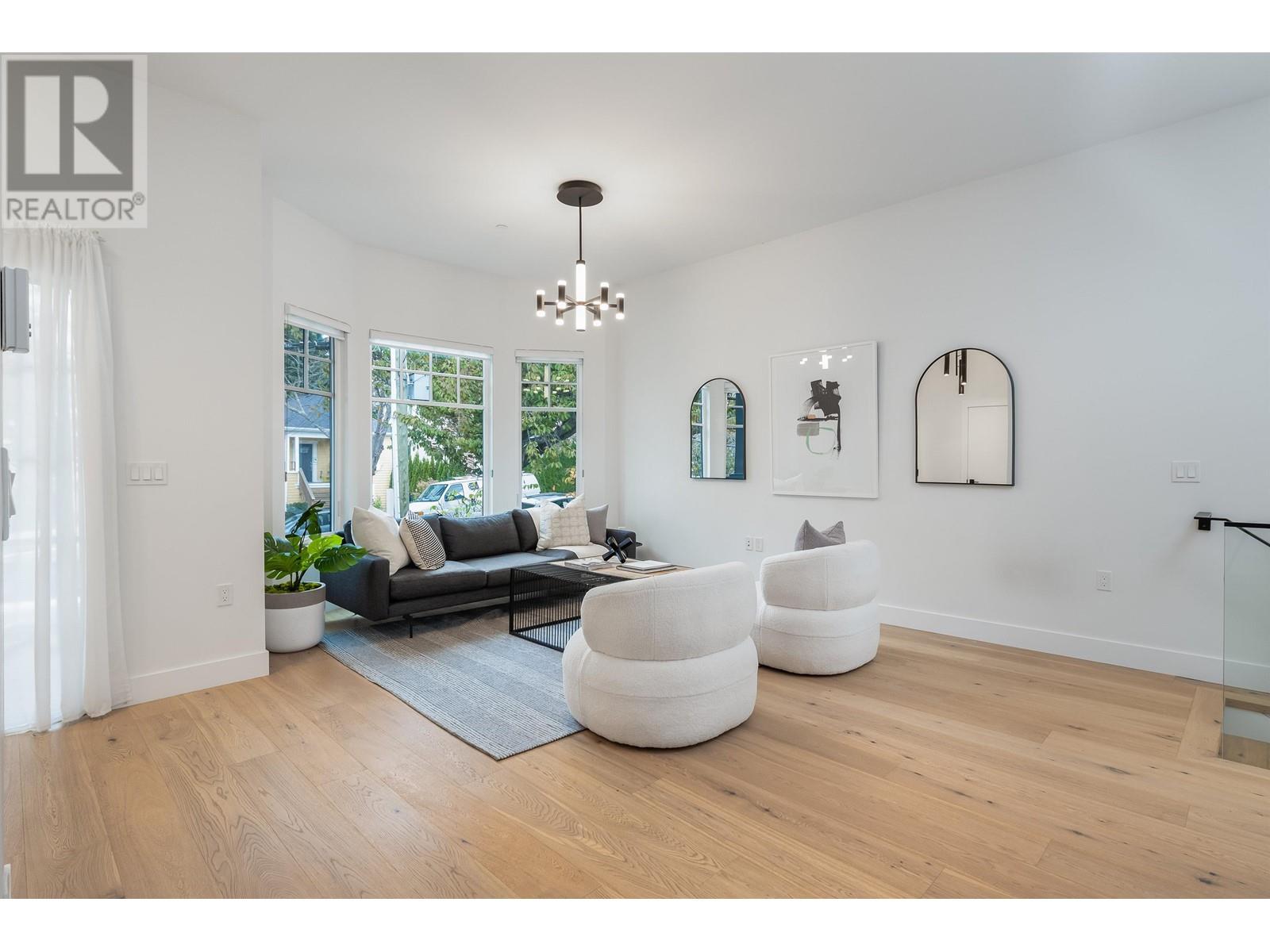 1136 E 22nd Avenue, Vancouver, British Columbia  V5V 1W4 - Photo 8 - R2828046