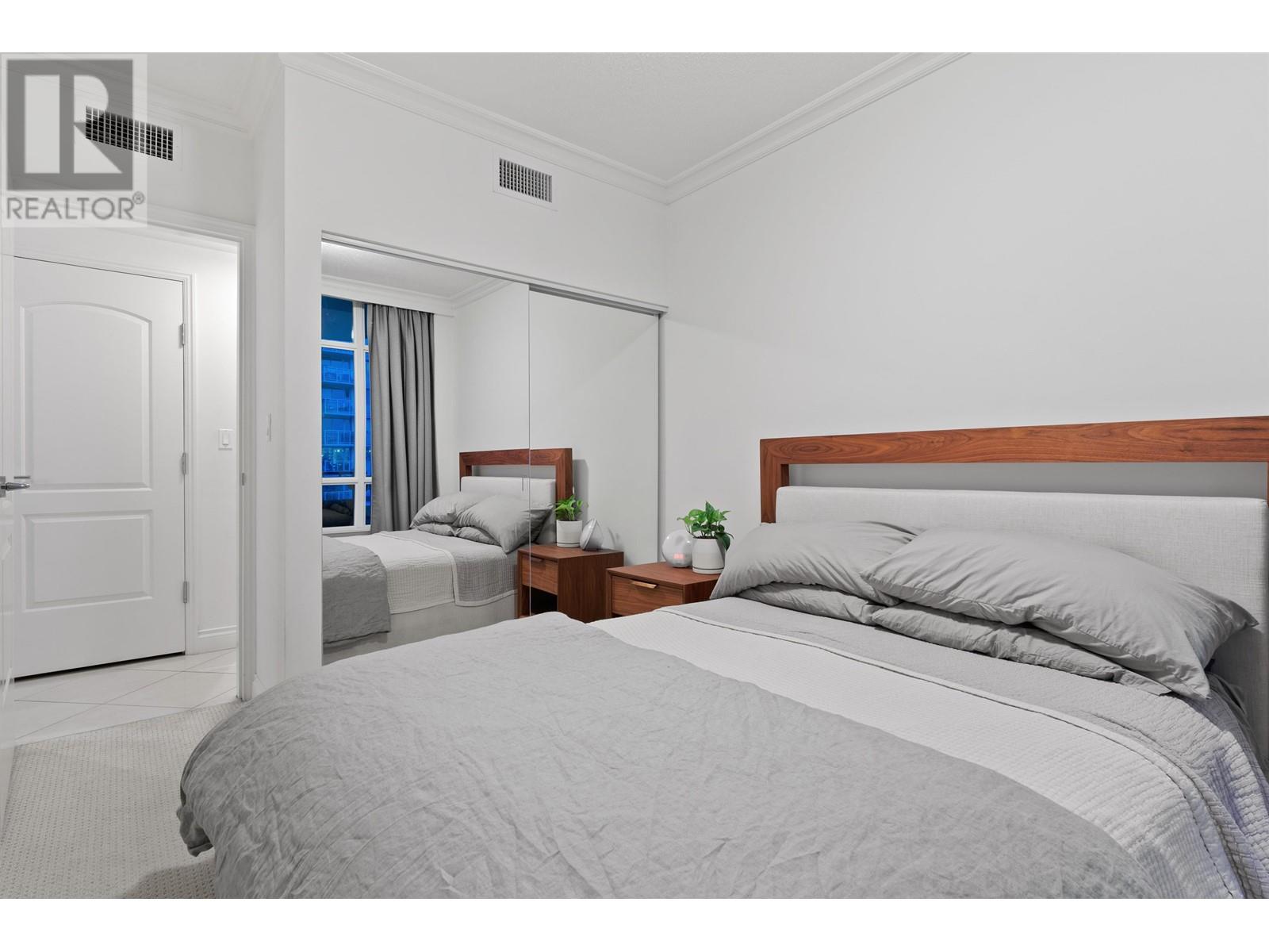 1001 172 Victory Ship Way, North Vancouver, British Columbia  V7L 0B5 - Photo 10 - R2811422