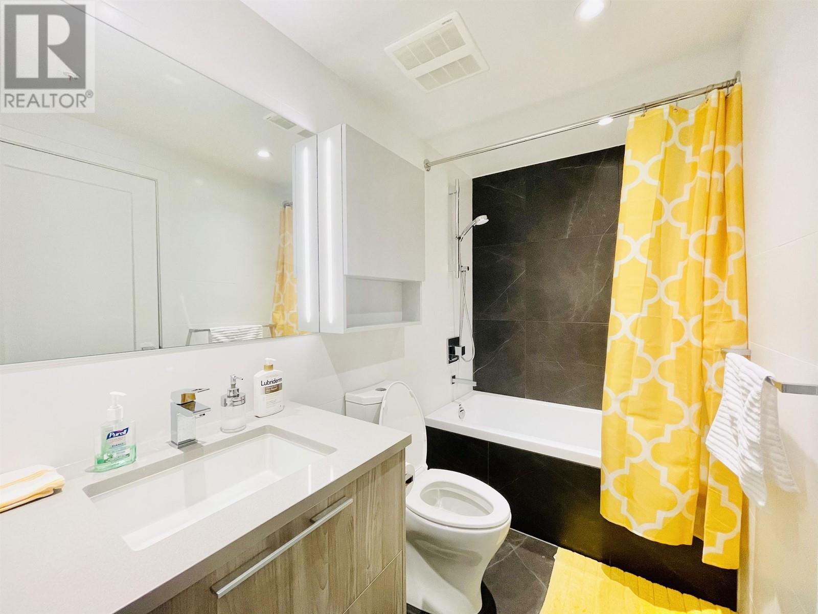307 6699 Dunblane Avenue, Burnaby, British Columbia  V5H 0J8 - Photo 8 - R2828056
