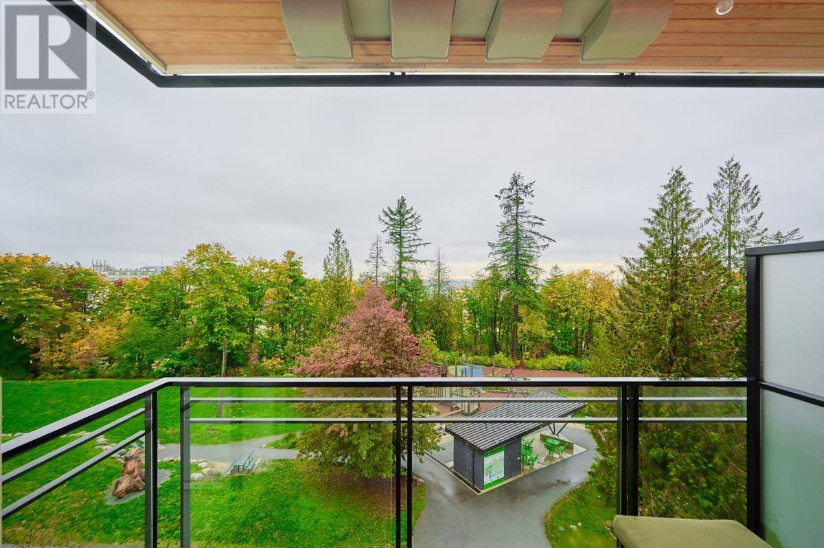 307 733 E 3rd Street, North Vancouver, British Columbia  V7L 1G8 - Photo 2 - R2826562