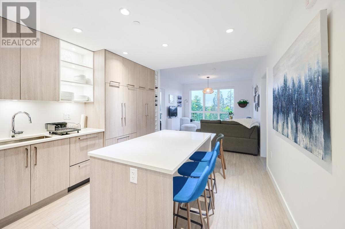 307 733 E 3rd Street, North Vancouver, British Columbia  V7L 1G8 - Photo 4 - R2826562