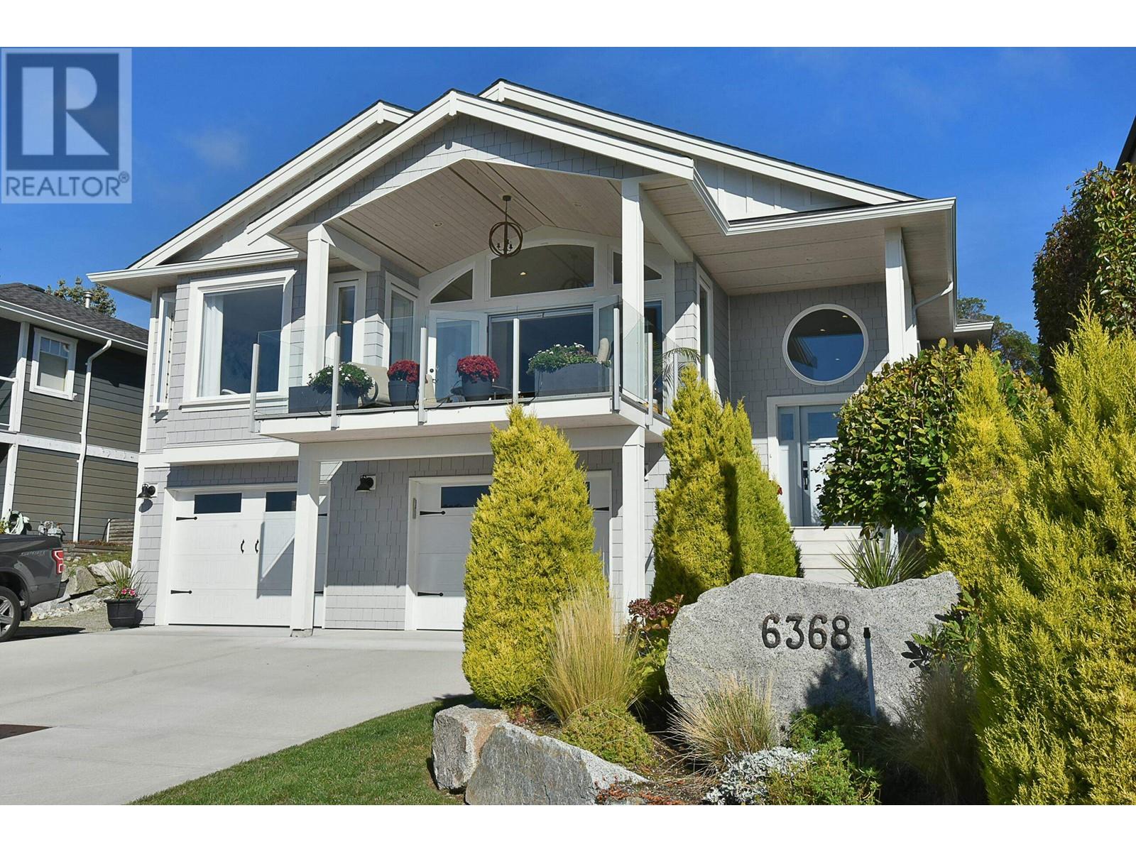 6368 Samron Road, Sechelt, British Columbia  V7Z 0N6 - Photo 3 - R2825834
