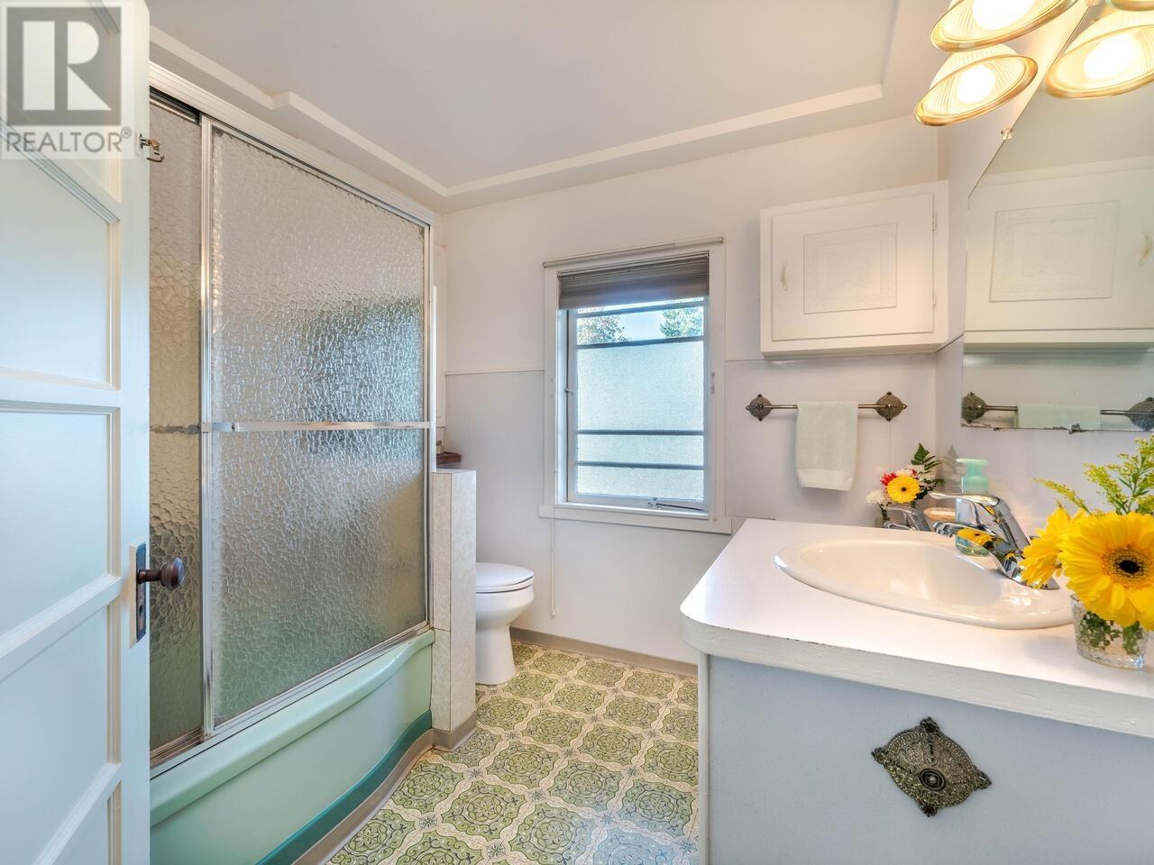 1007 Edinburgh Street, New Westminster, British Columbia  V3M 2V4 - Photo 17 - R2828069