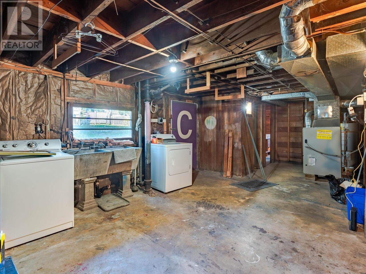 1007 Edinburgh Street, New Westminster, British Columbia  V3M 2V4 - Photo 23 - R2828069