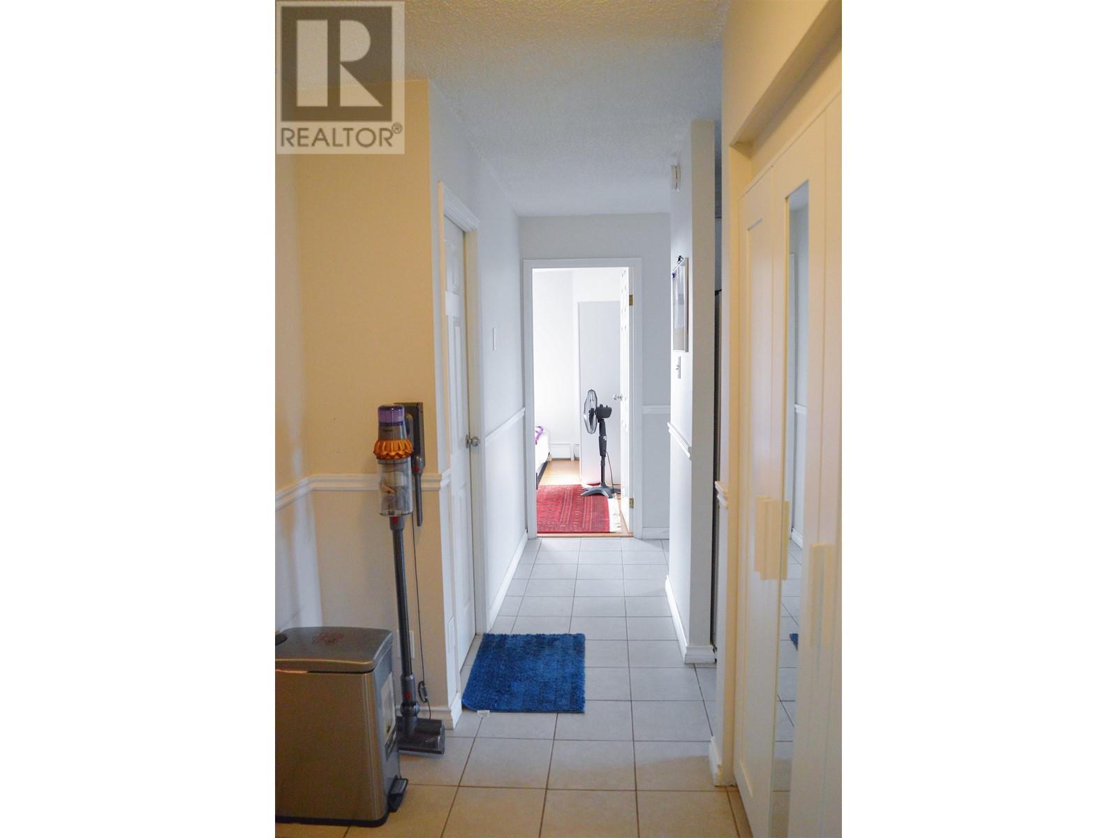1210 4105 Maywood Street, Burnaby, British Columbia  V5H 4A3 - Photo 8 - R2827946