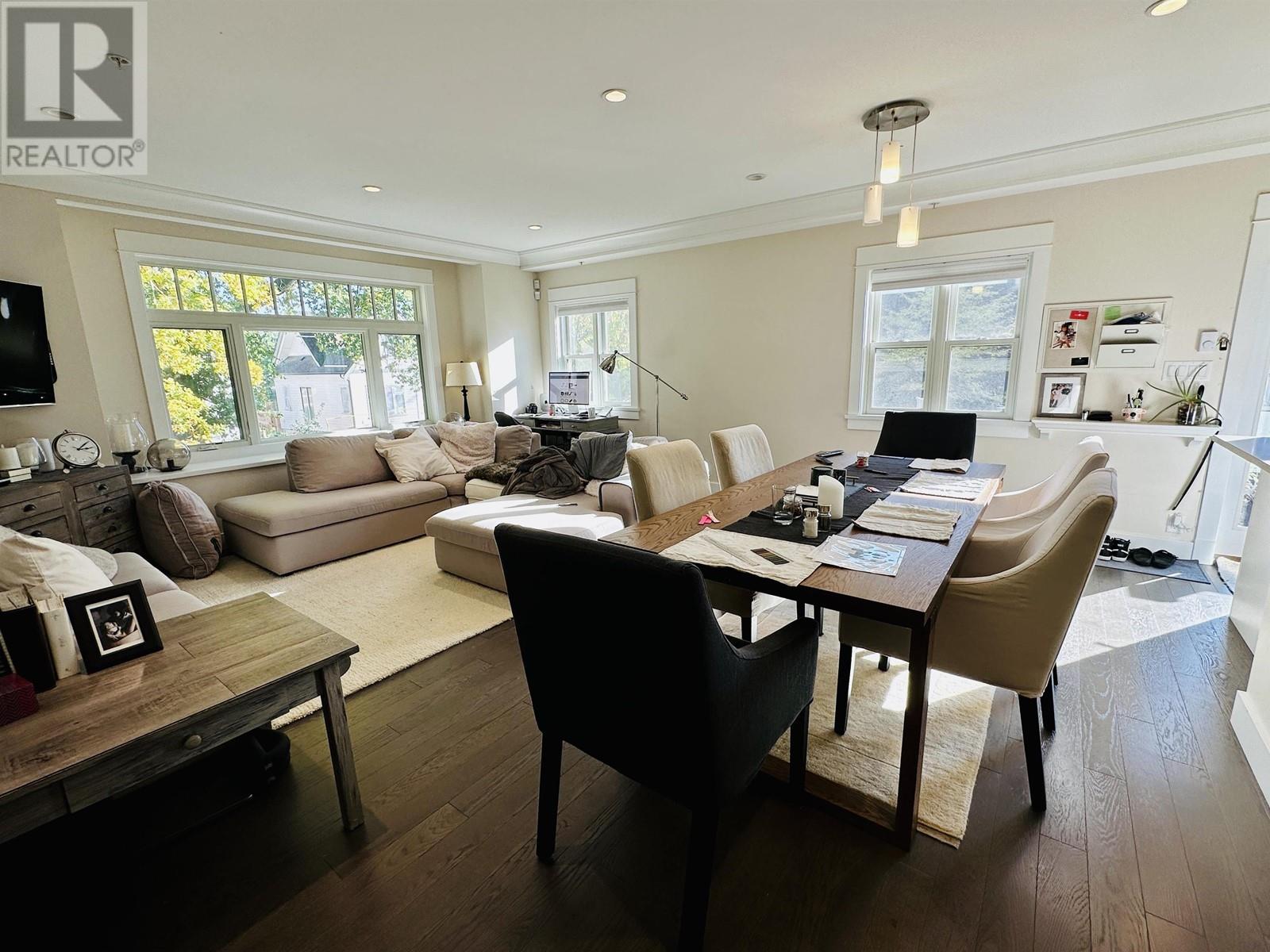 3217 Columbia Street, Vancouver, British Columbia  V5Y 3G7 - Photo 10 - R2825390