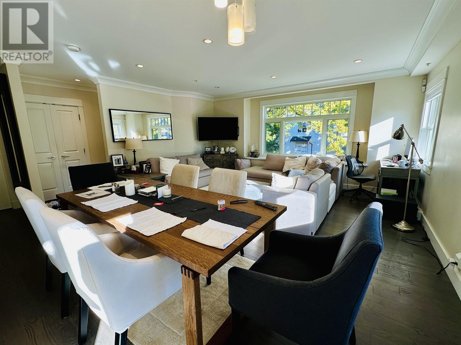 3217 Columbia Street, Vancouver, British Columbia  V5Y 3G7 - Photo 9 - R2825390